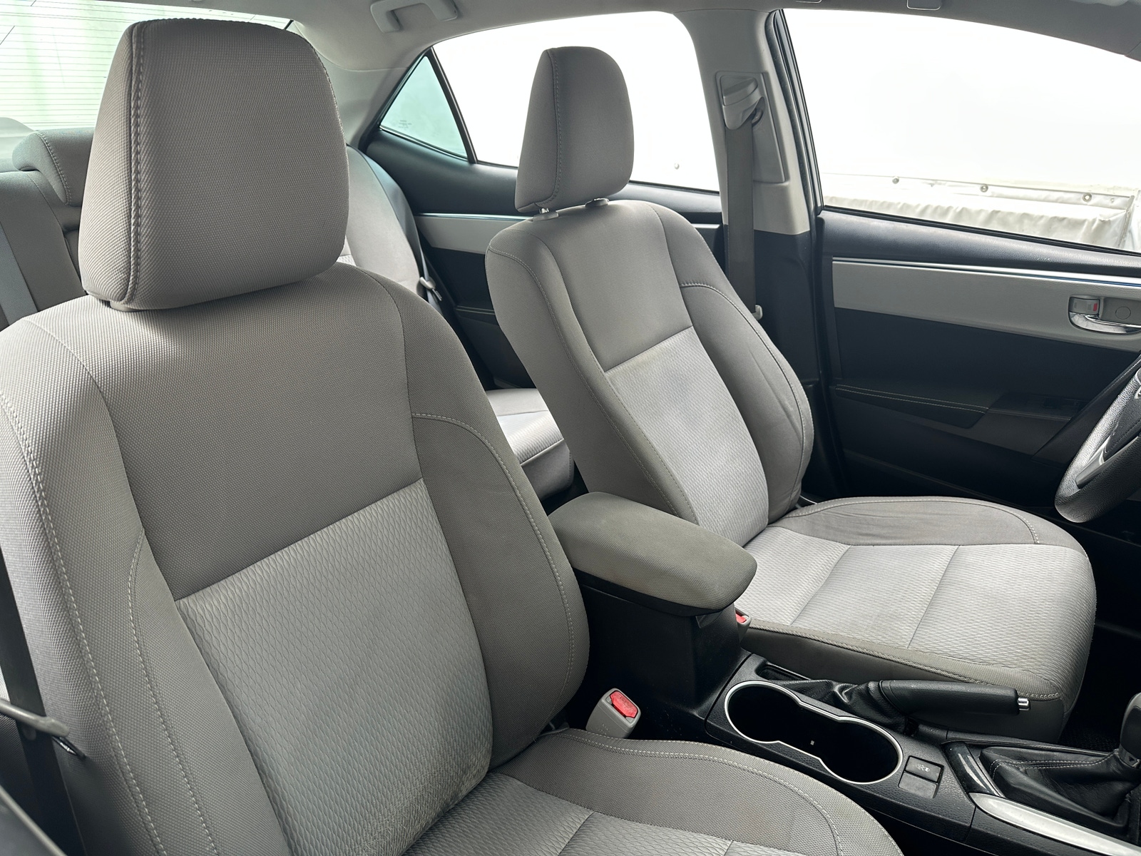 Thumbnail: 2016 Toyota Corolla - 2