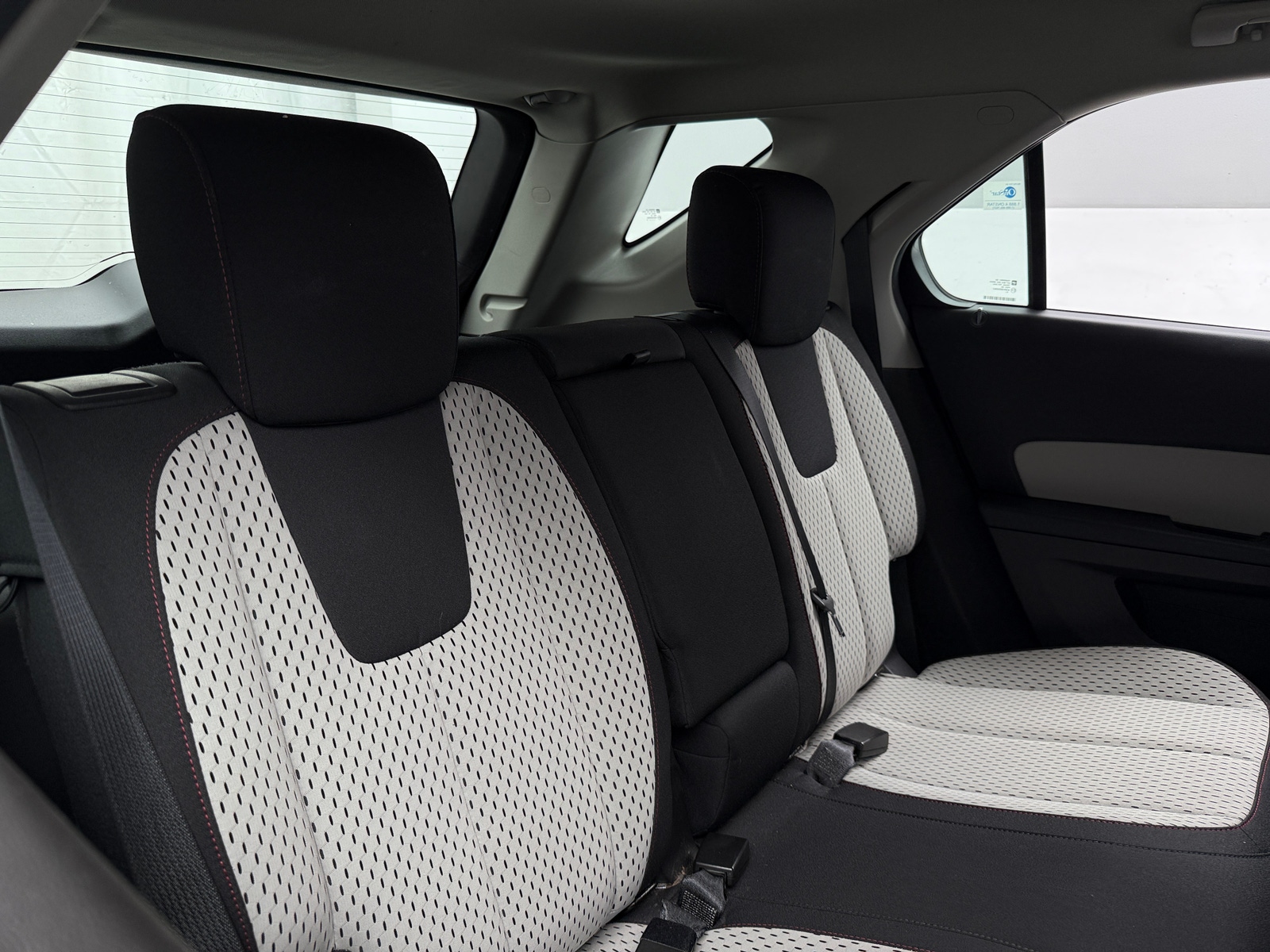 Thumbnail: 2010 Chevrolet Equinox - 6