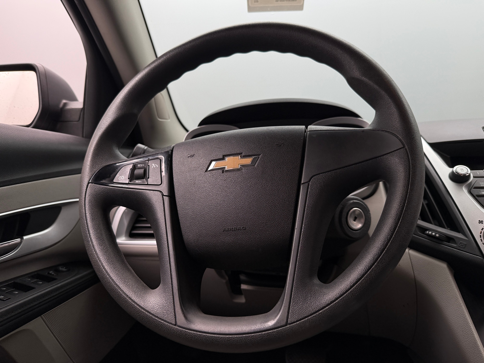 Thumbnail: 2010 Chevrolet Equinox - 5