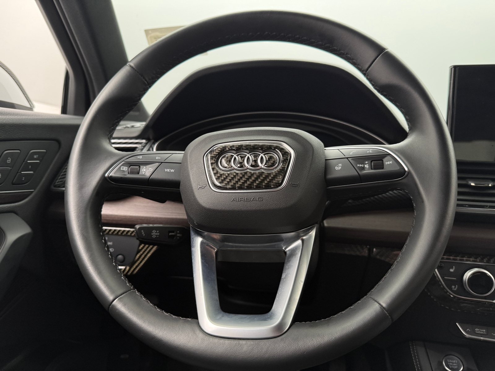 Thumbnail: 2022 Audi Q5 - 5