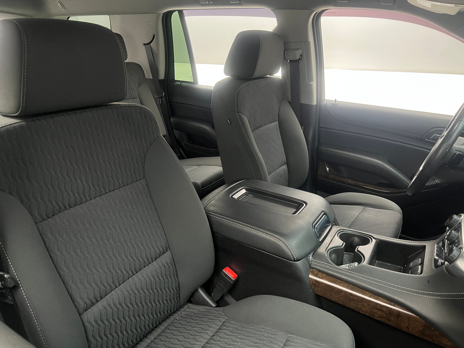 Thumbnail: 2019 Chevrolet Tahoe - 2