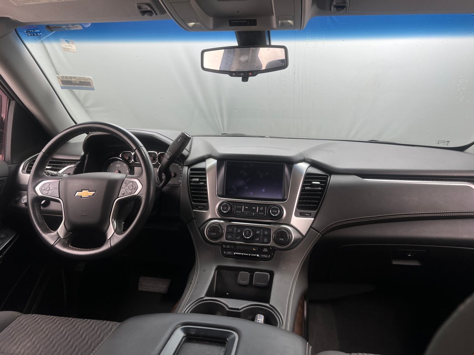 Thumbnail: 2019 Chevrolet Tahoe - 3