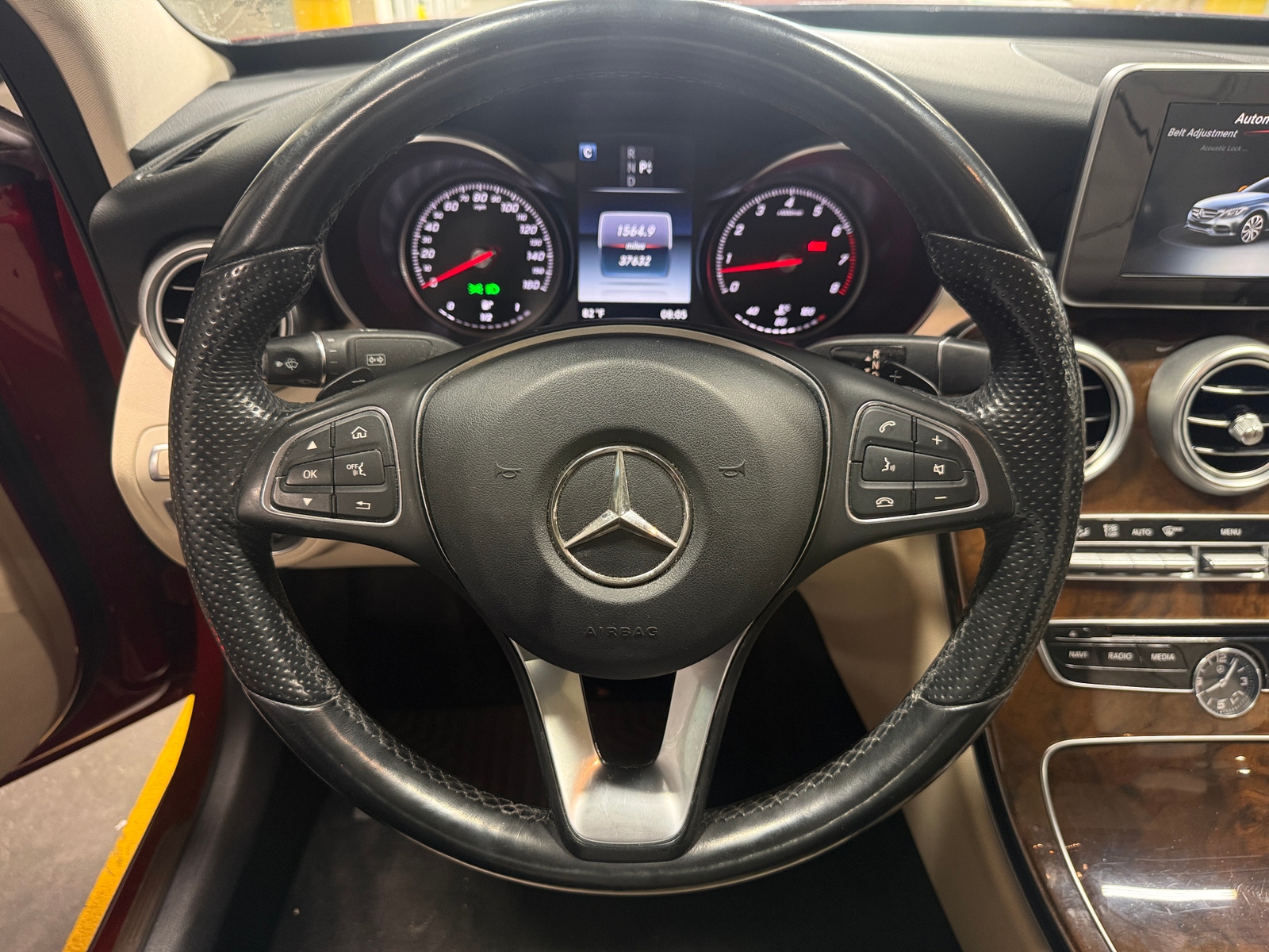 Thumbnail: 2017 Mercedes-Benz C-Class - 4