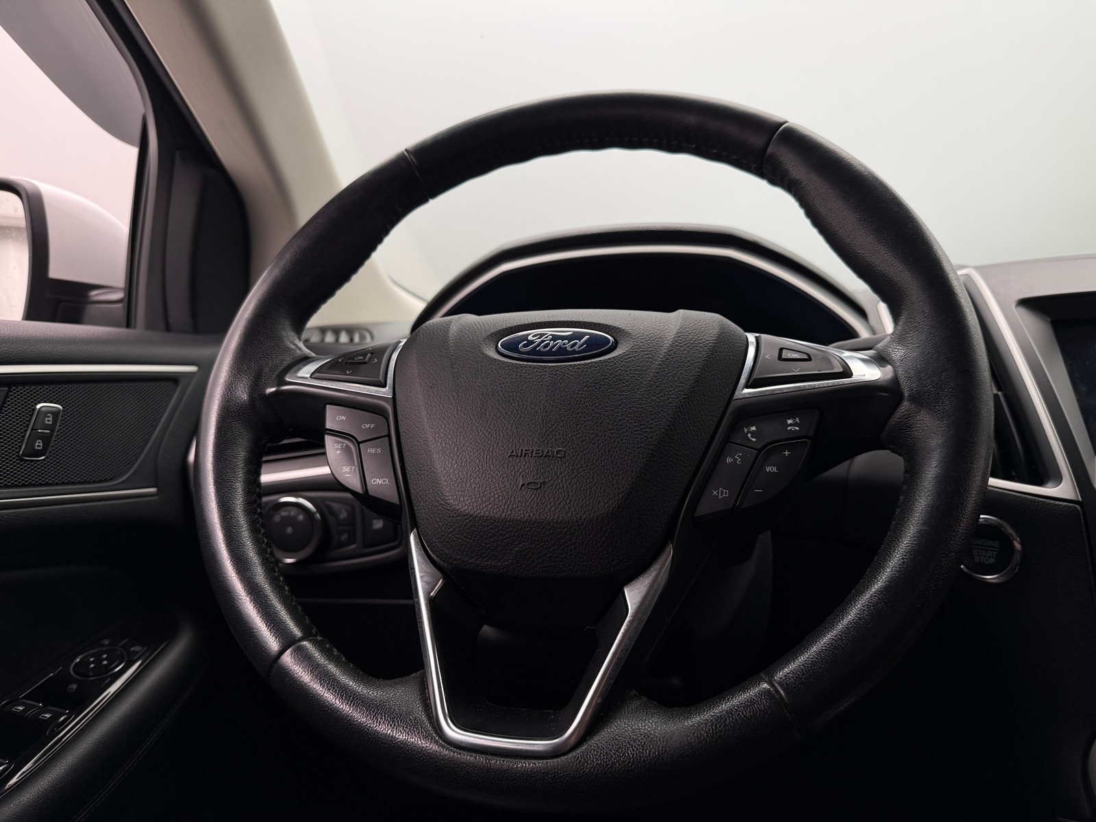 Thumbnail: 2020 Ford Edge - 4