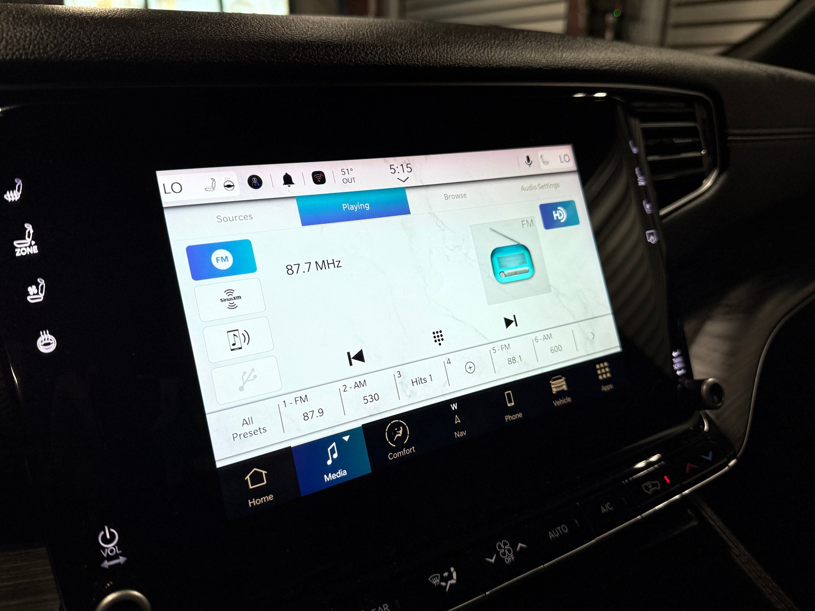 Thumbnail: 2024 Jeep Wagoneer - 3