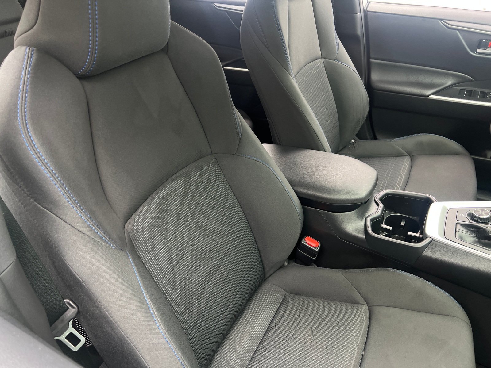 Thumbnail: 2022 Toyota RAV4 - 2