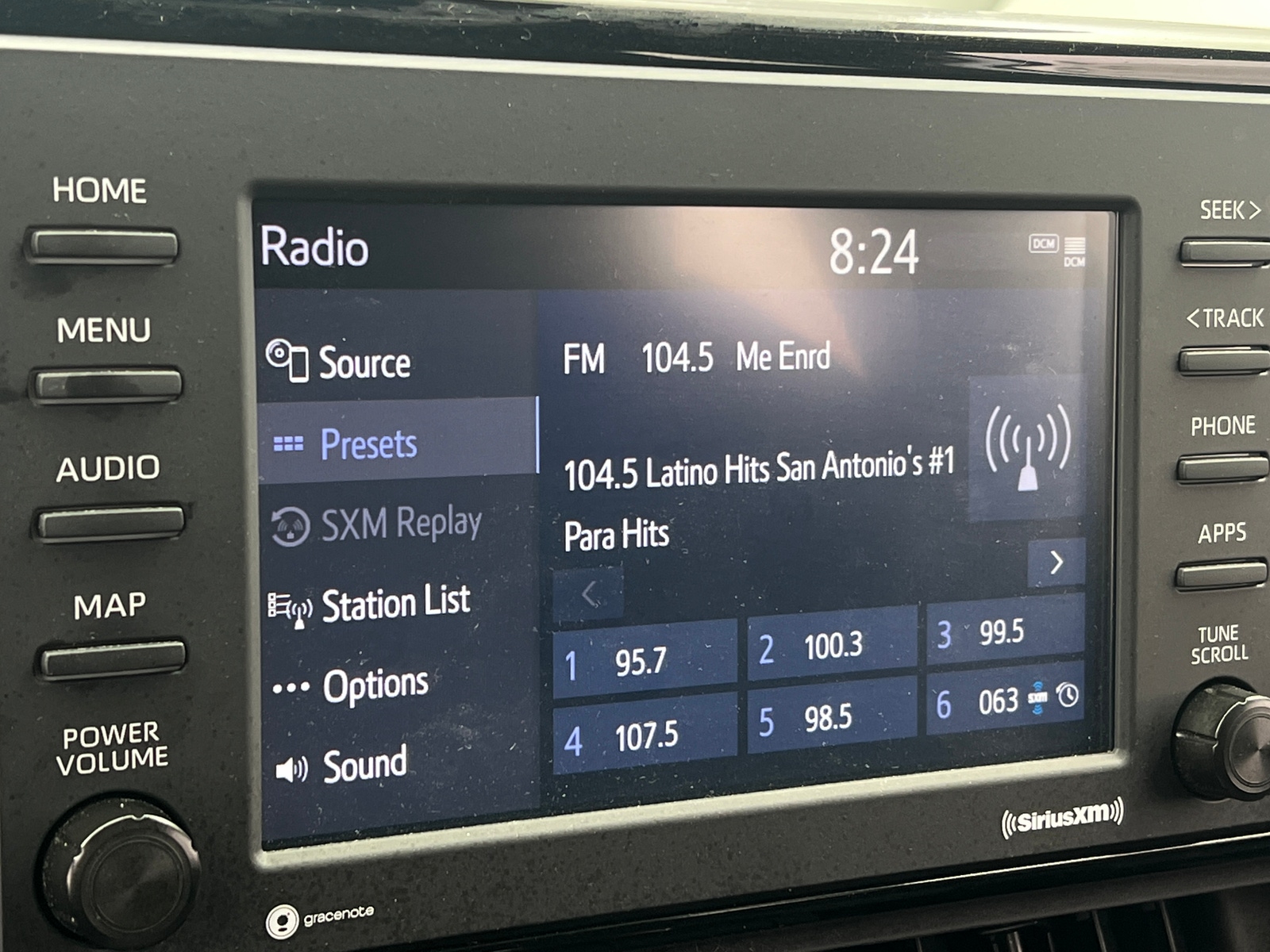 Thumbnail: 2022 Toyota RAV4 - 4