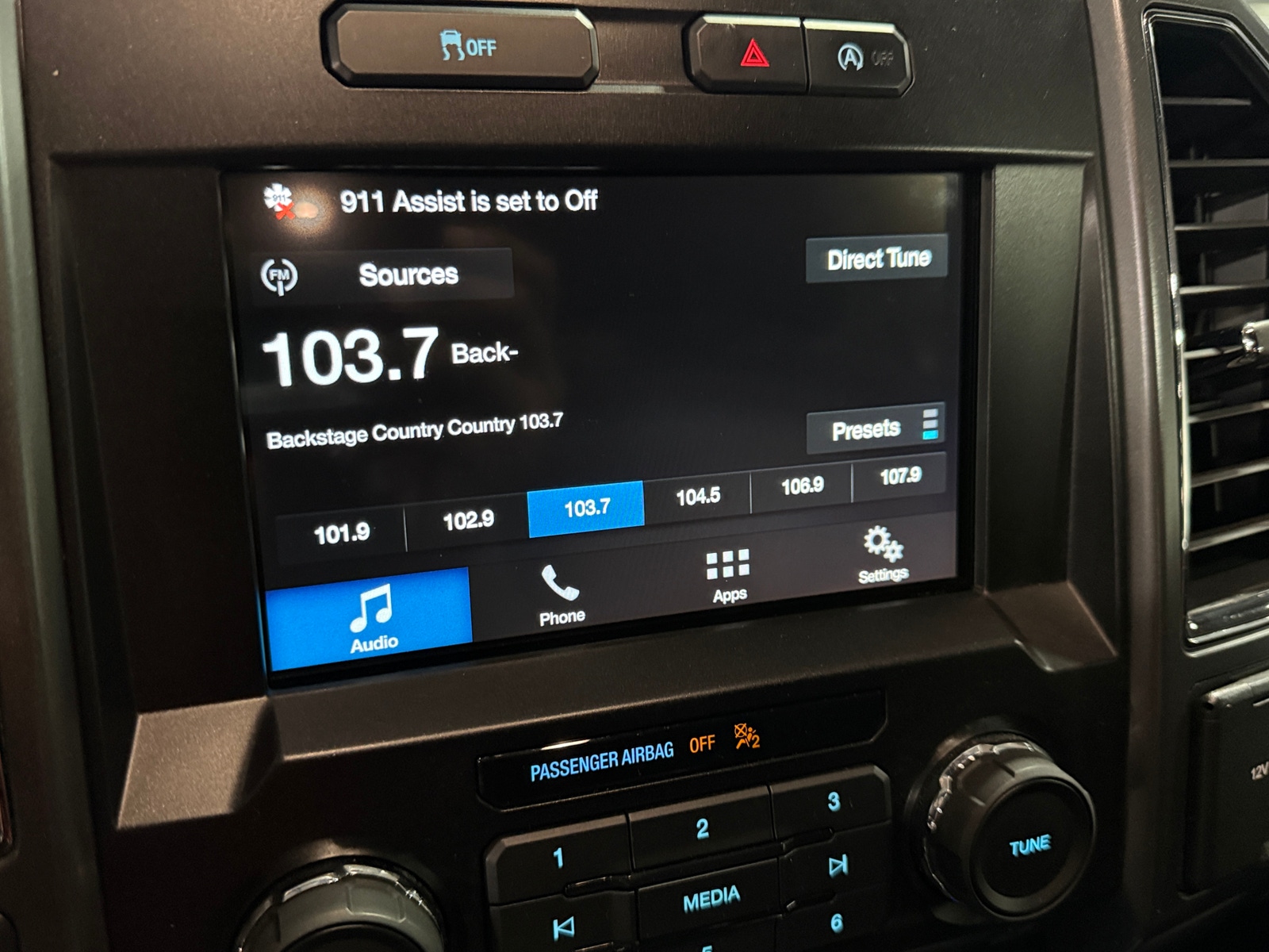 Thumbnail: 2018 Ford Econoline - 4