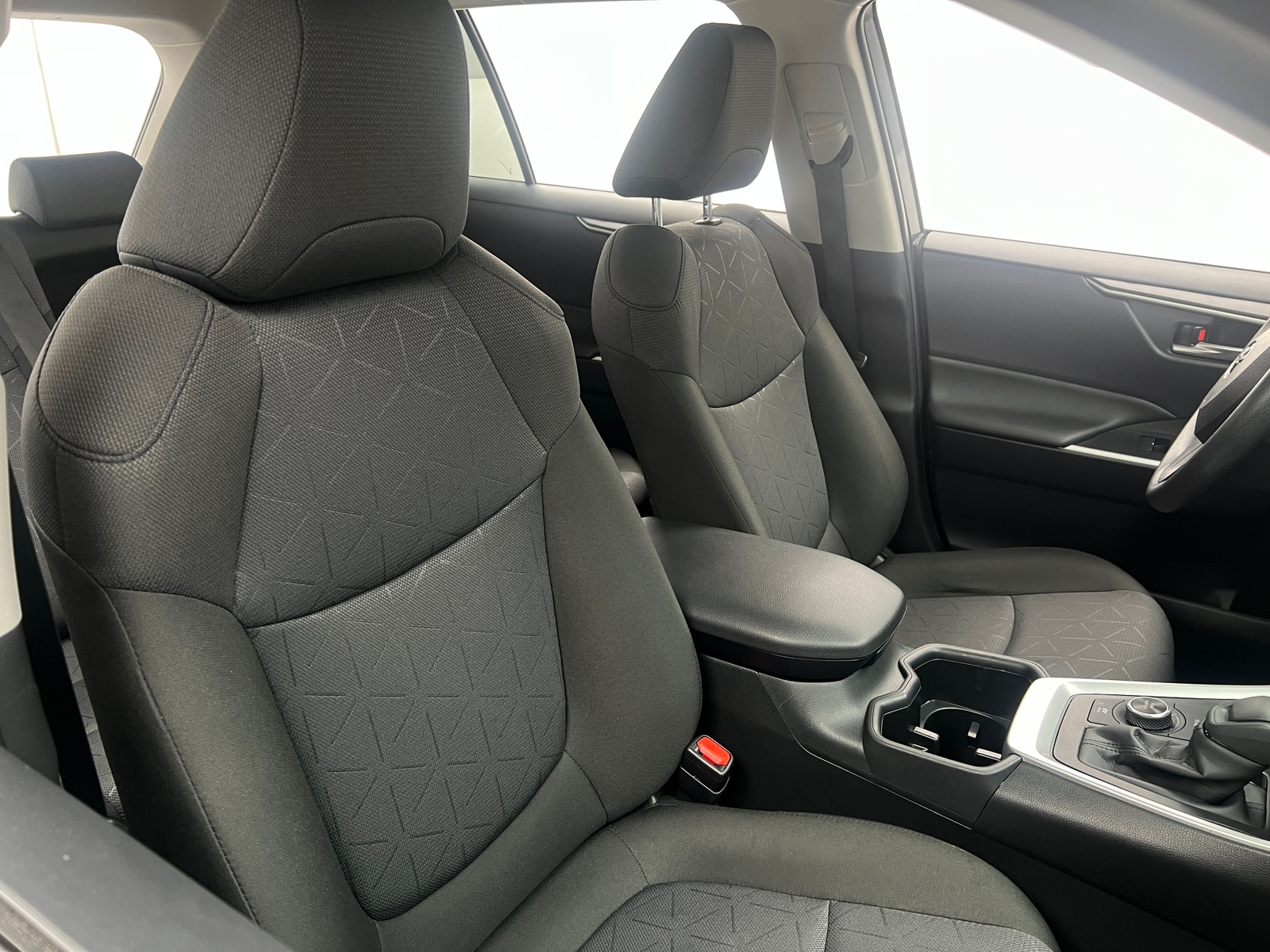 Thumbnail: 2025 Toyota RAV4 - 2