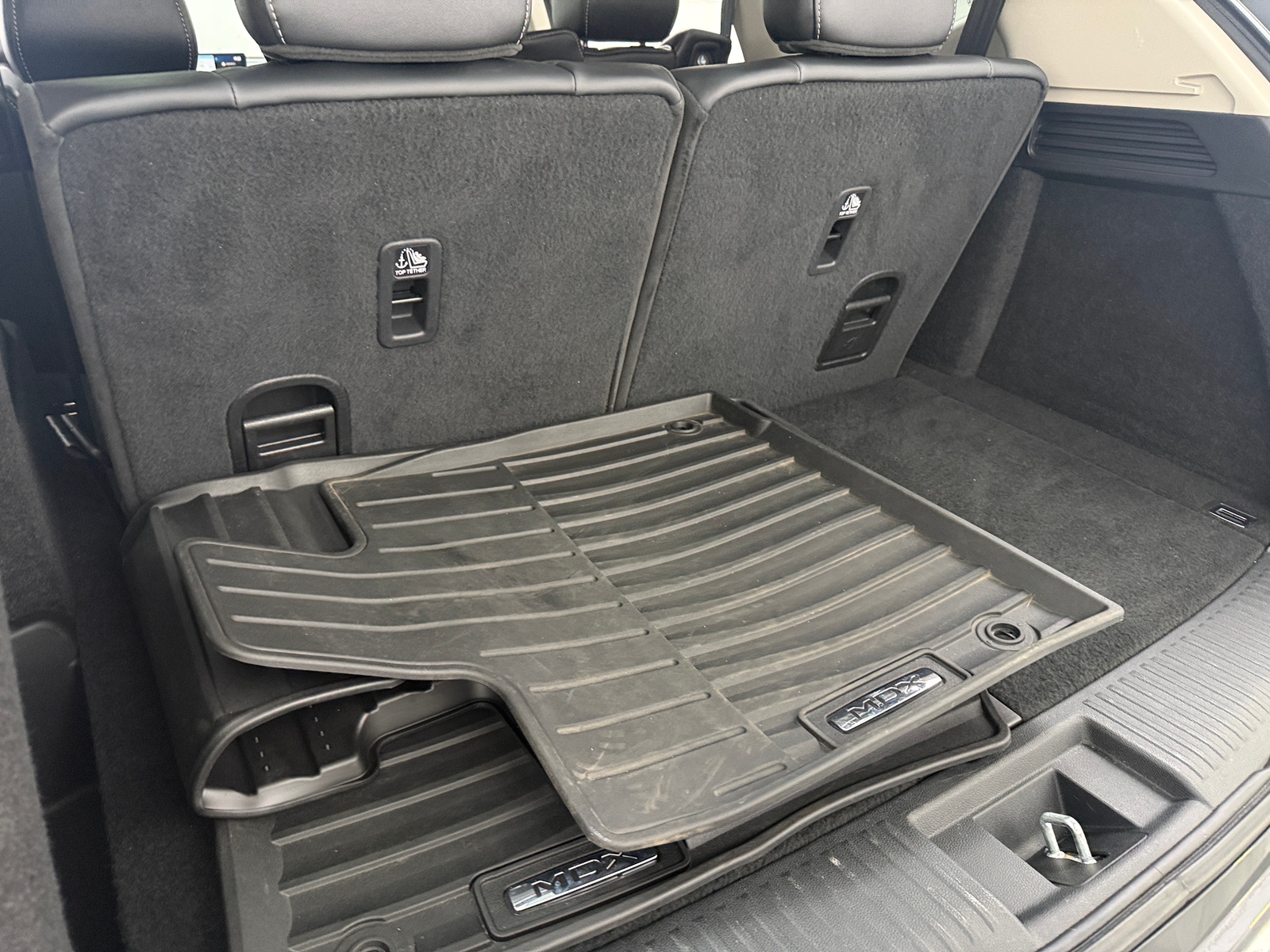 Thumbnail: 2022 Acura MDX - 6