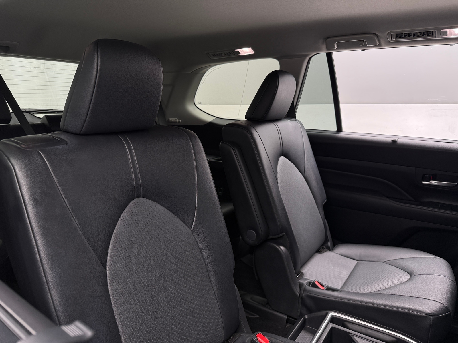 Thumbnail: 2025 Toyota Grand Highlander - 5