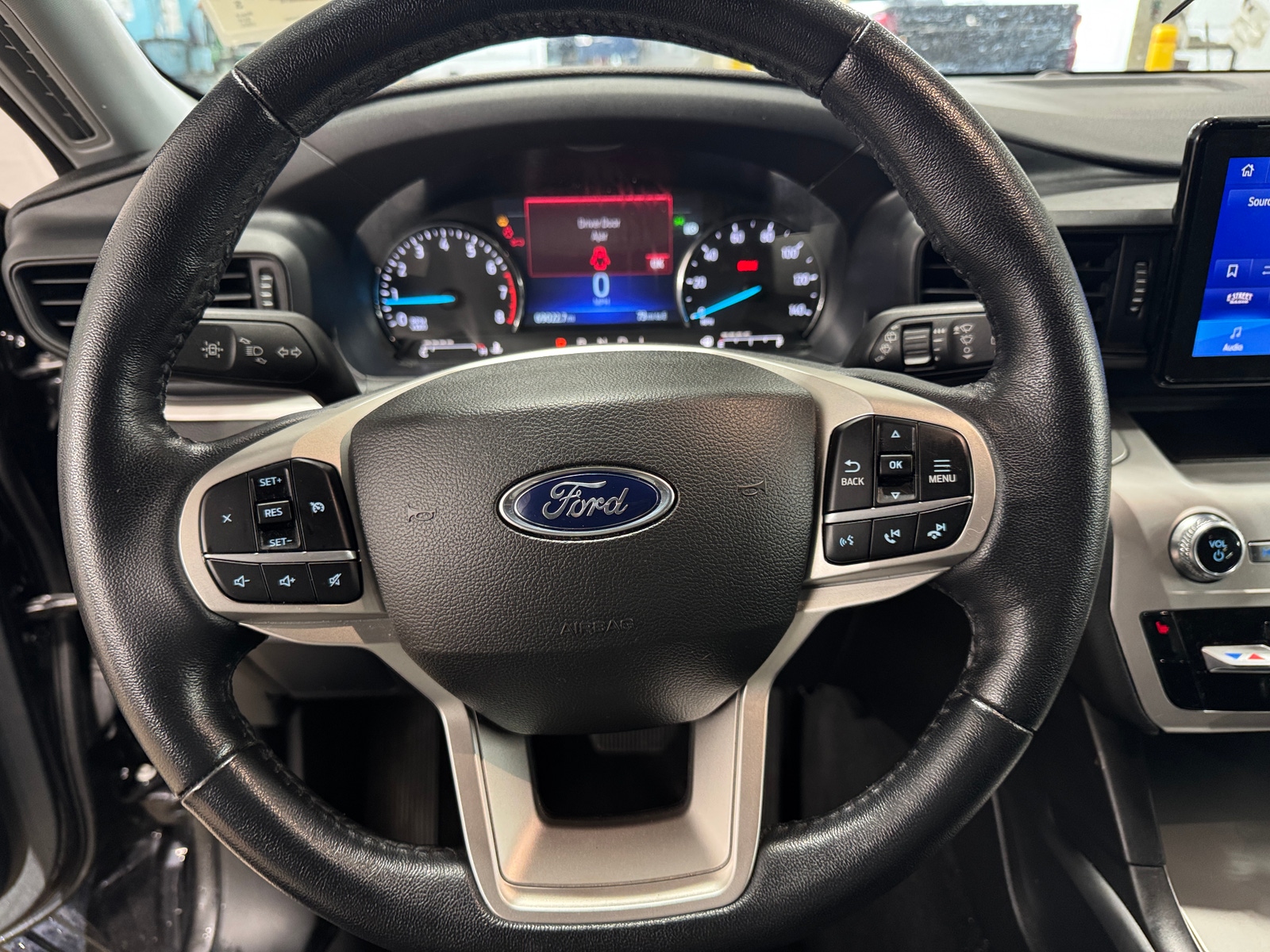 Thumbnail: 2022 Ford Explorer - 5