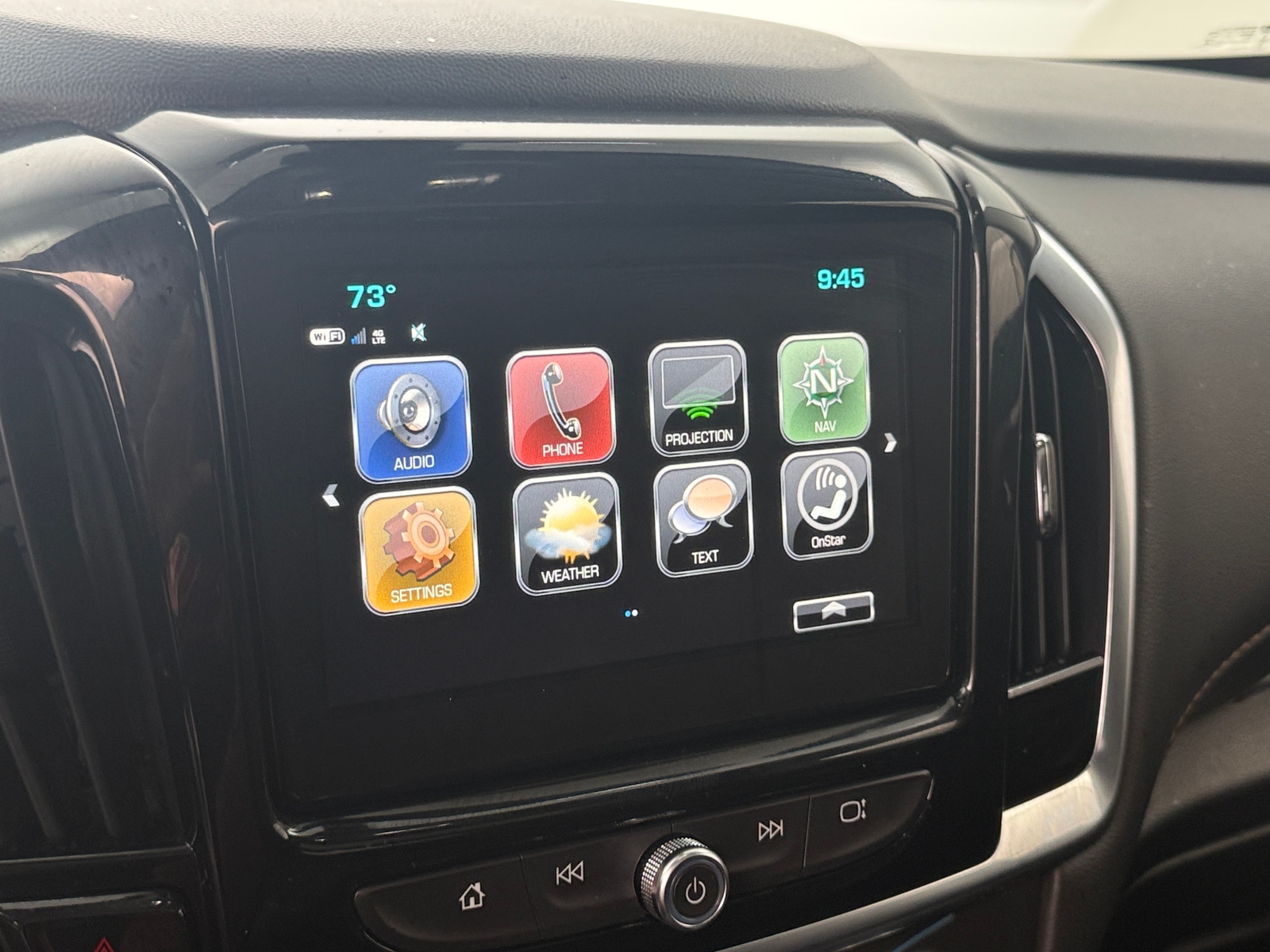 Thumbnail: 2019 Chevrolet Traverse - 3