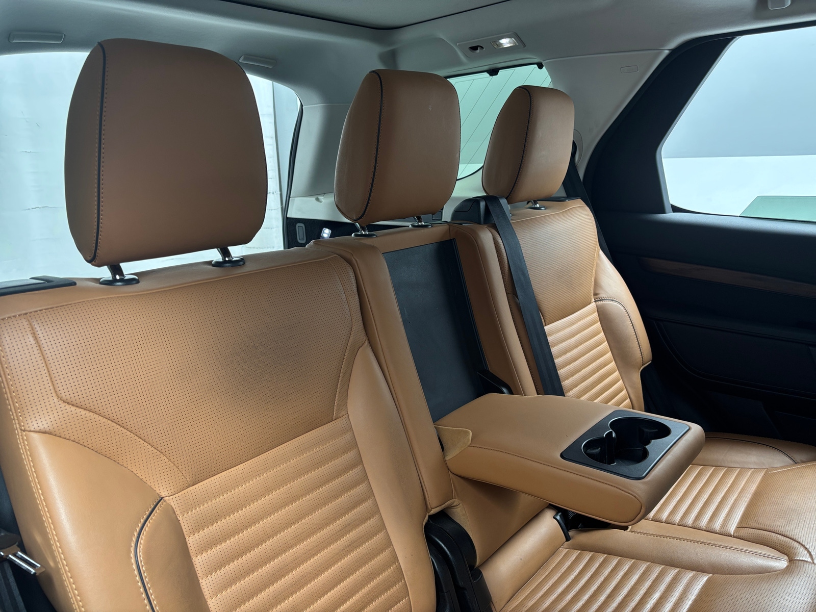 Thumbnail: 2018 Land Rover Discovery - 5