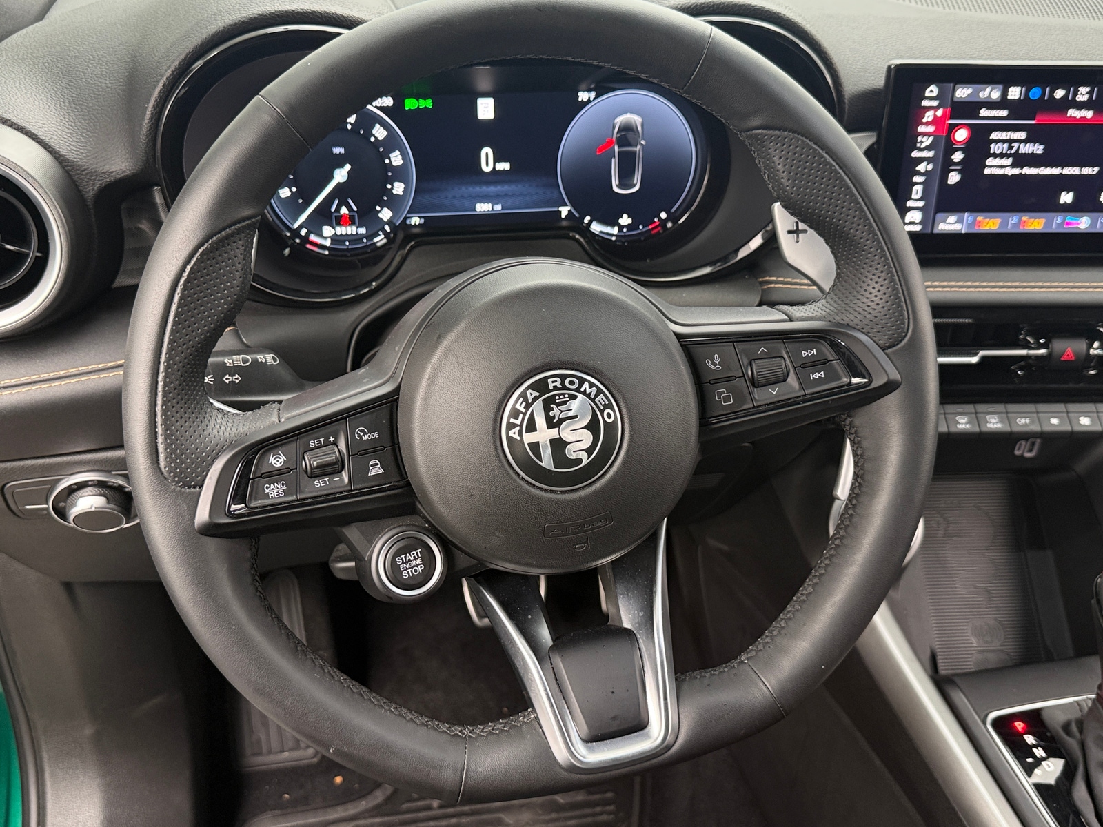 Thumbnail: 2025 Alfa Romeo Tonale - 4