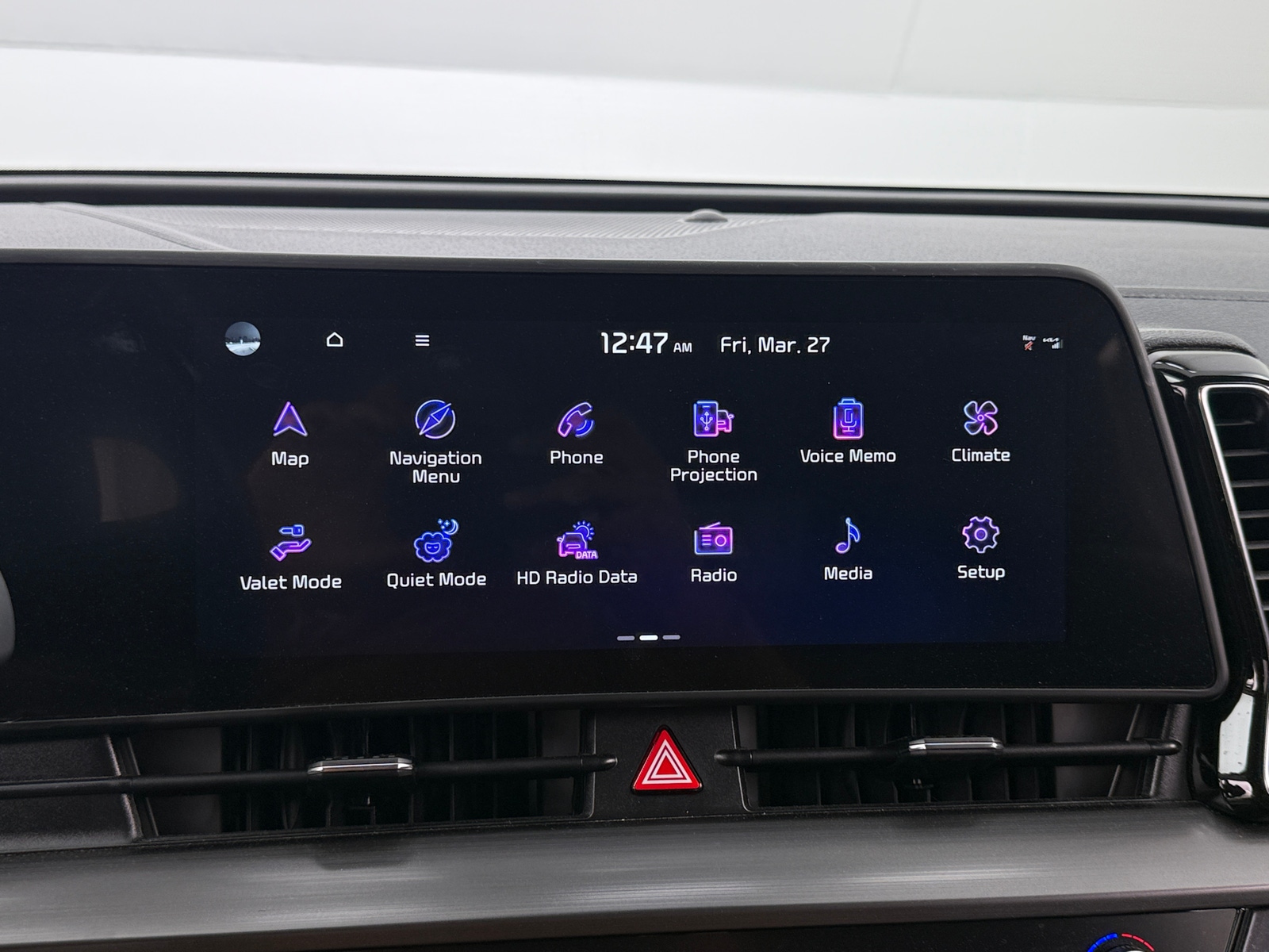 Thumbnail: 2023 Kia Sportage - 3