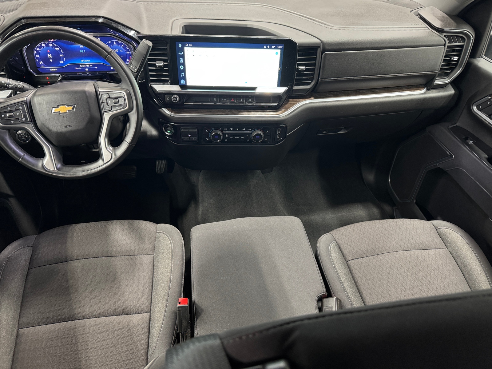 Thumbnail: 2025 Chevrolet Silverado 2500 - 3