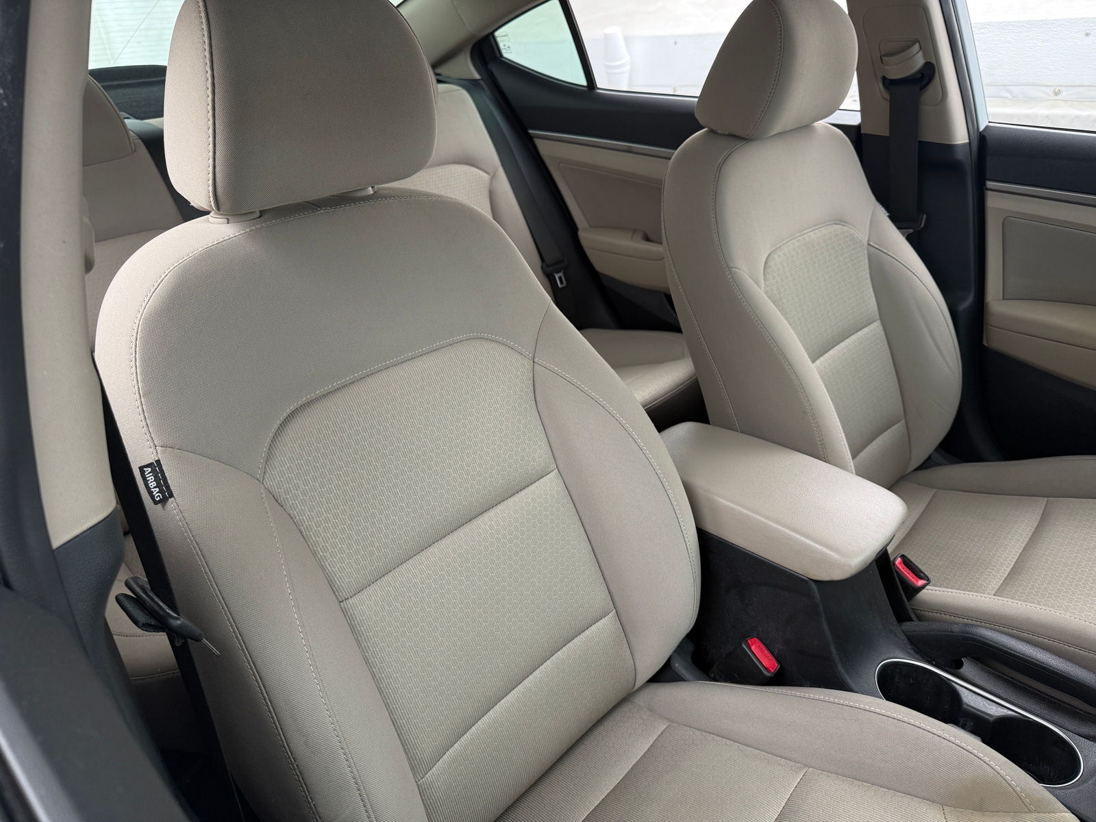 Thumbnail: 2017 Hyundai Elantra - 2