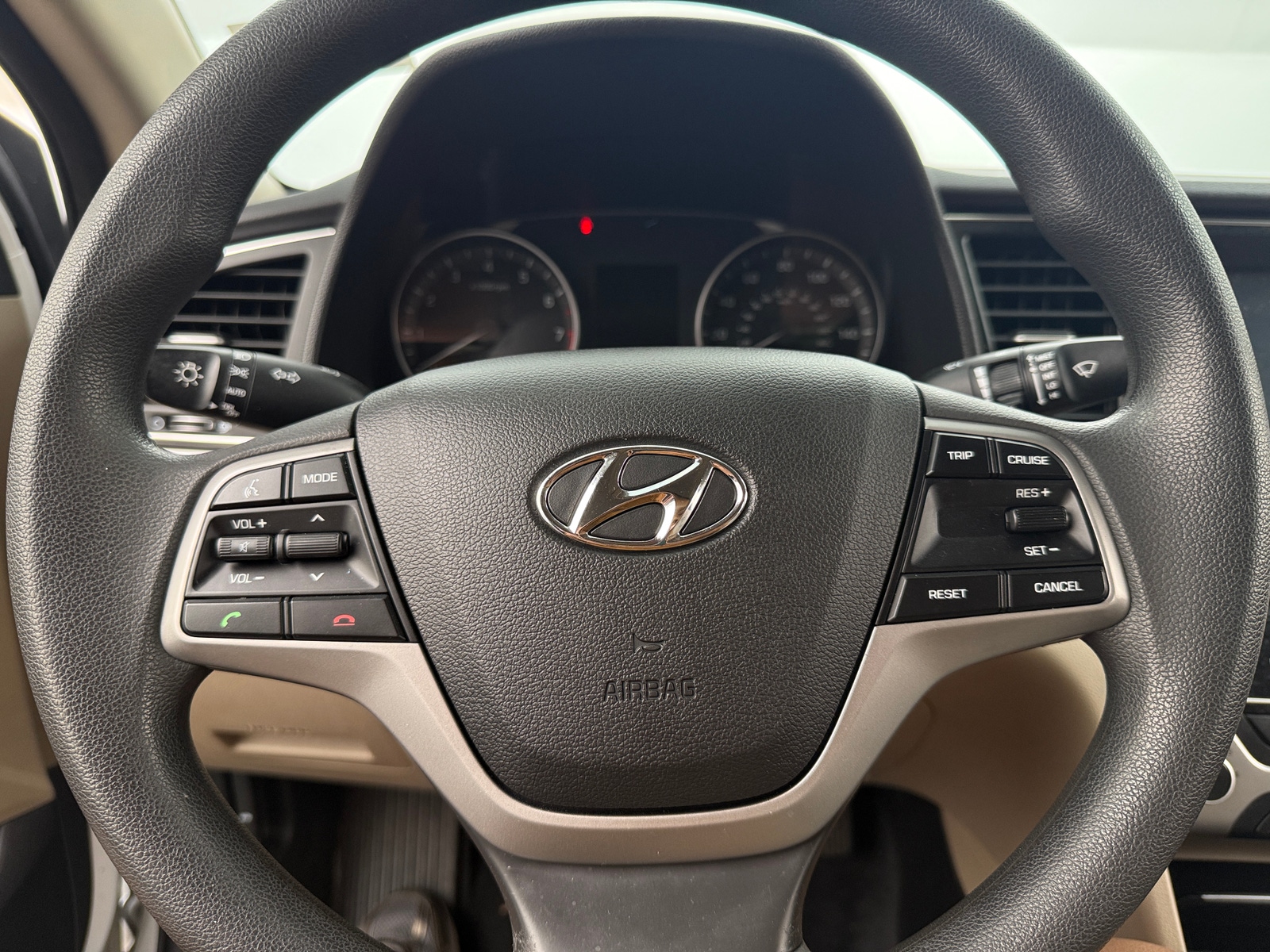 Thumbnail: 2017 Hyundai Elantra - 5