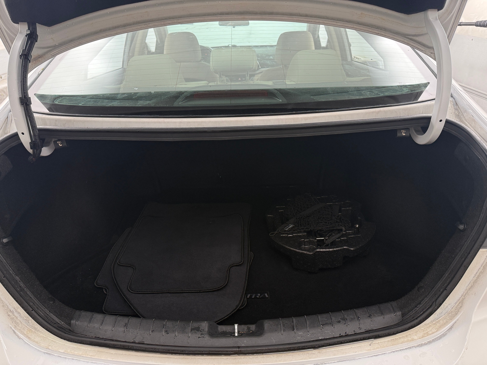 Thumbnail: 2017 Hyundai Elantra - 7