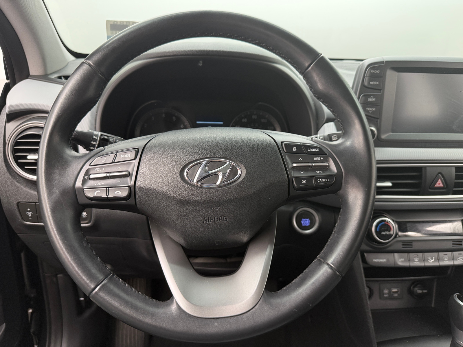 Thumbnail: 2019 Hyundai Kona - 4