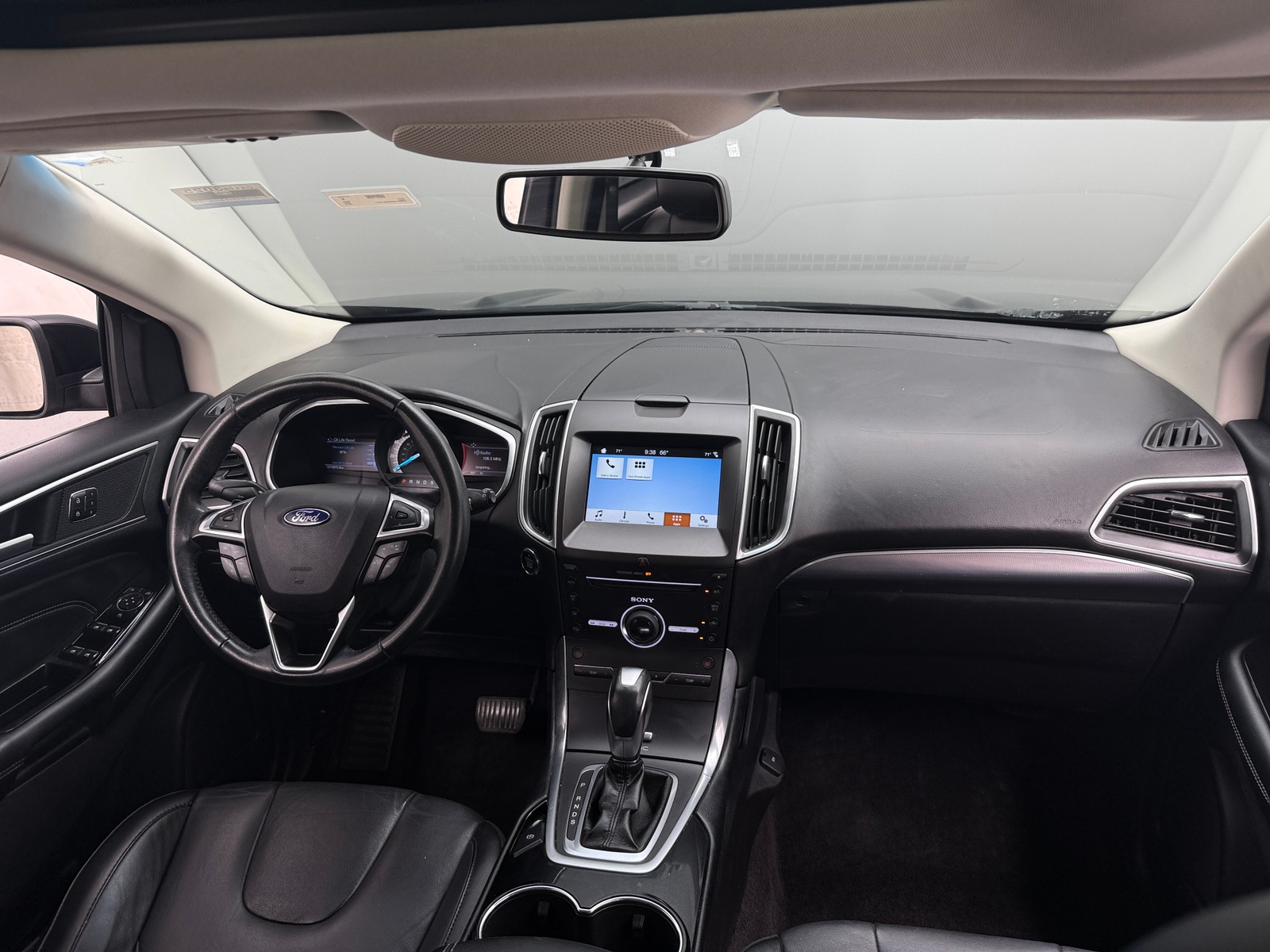 Thumbnail: 2016 Ford Edge - 2