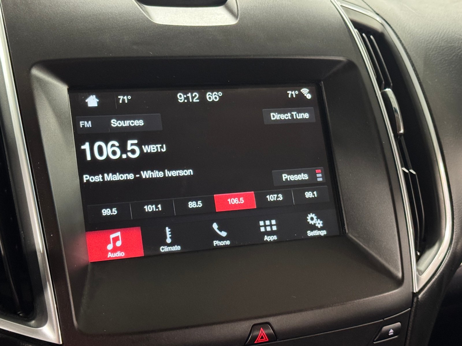 Thumbnail: 2016 Ford Edge - 3