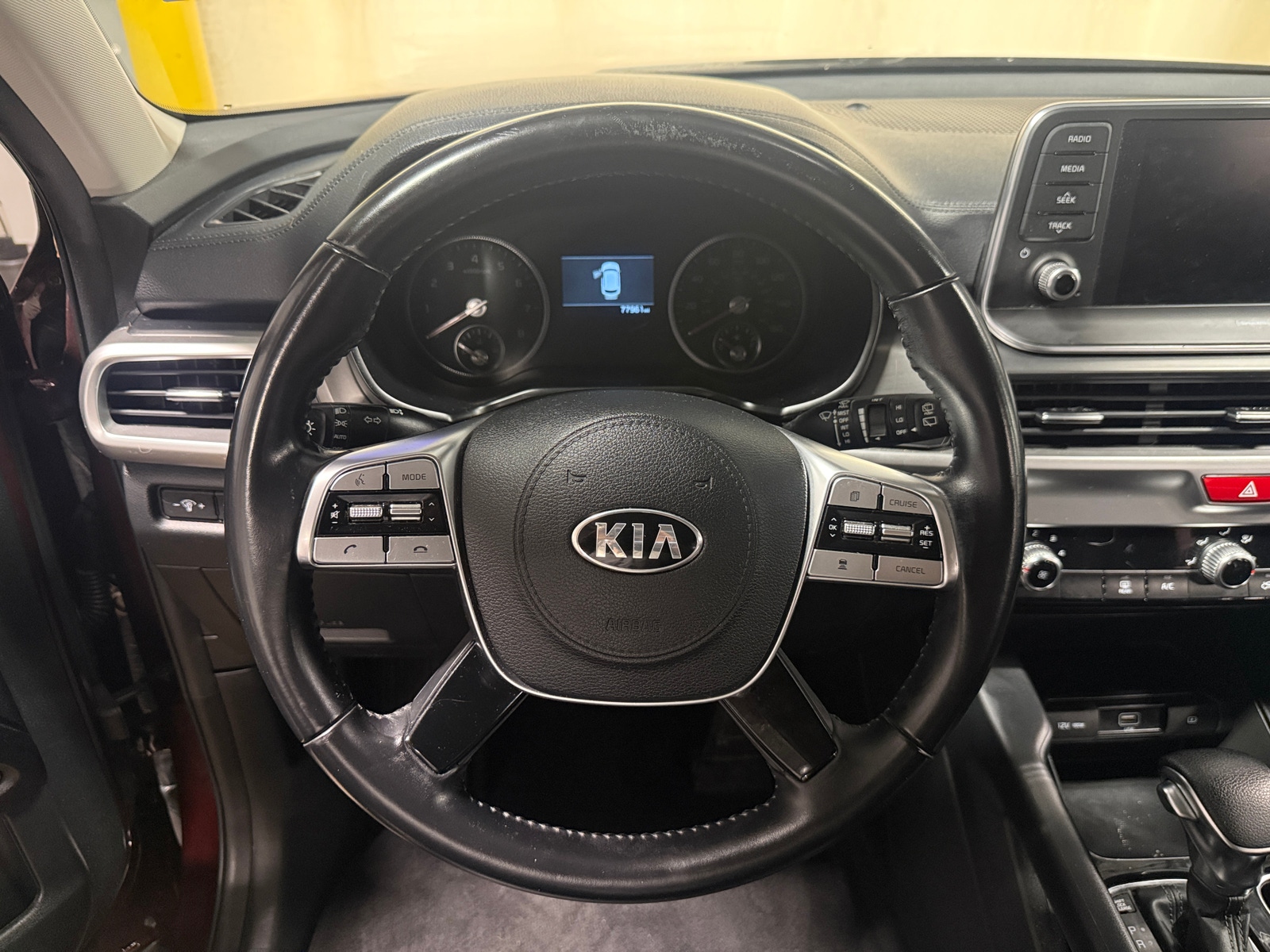 Thumbnail: 2021 Kia Telluride - 4