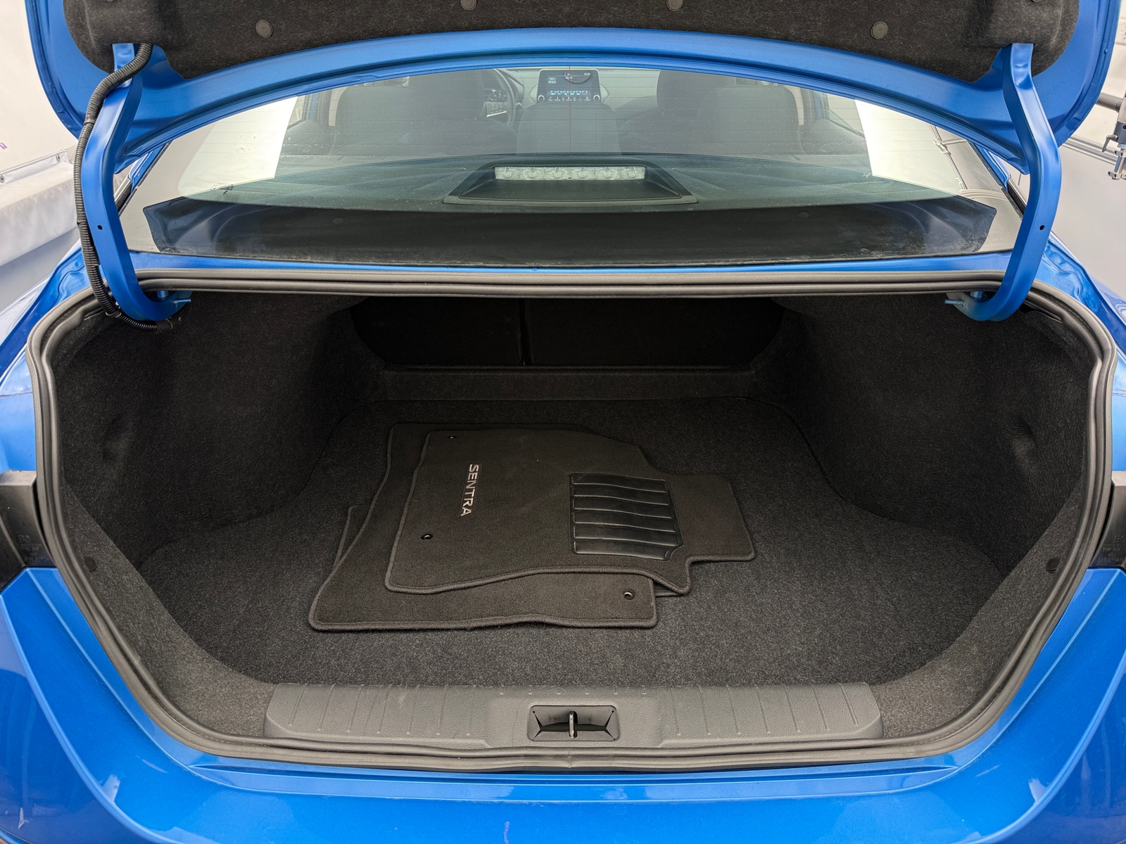 Thumbnail: 2025 Nissan Sentra - 7