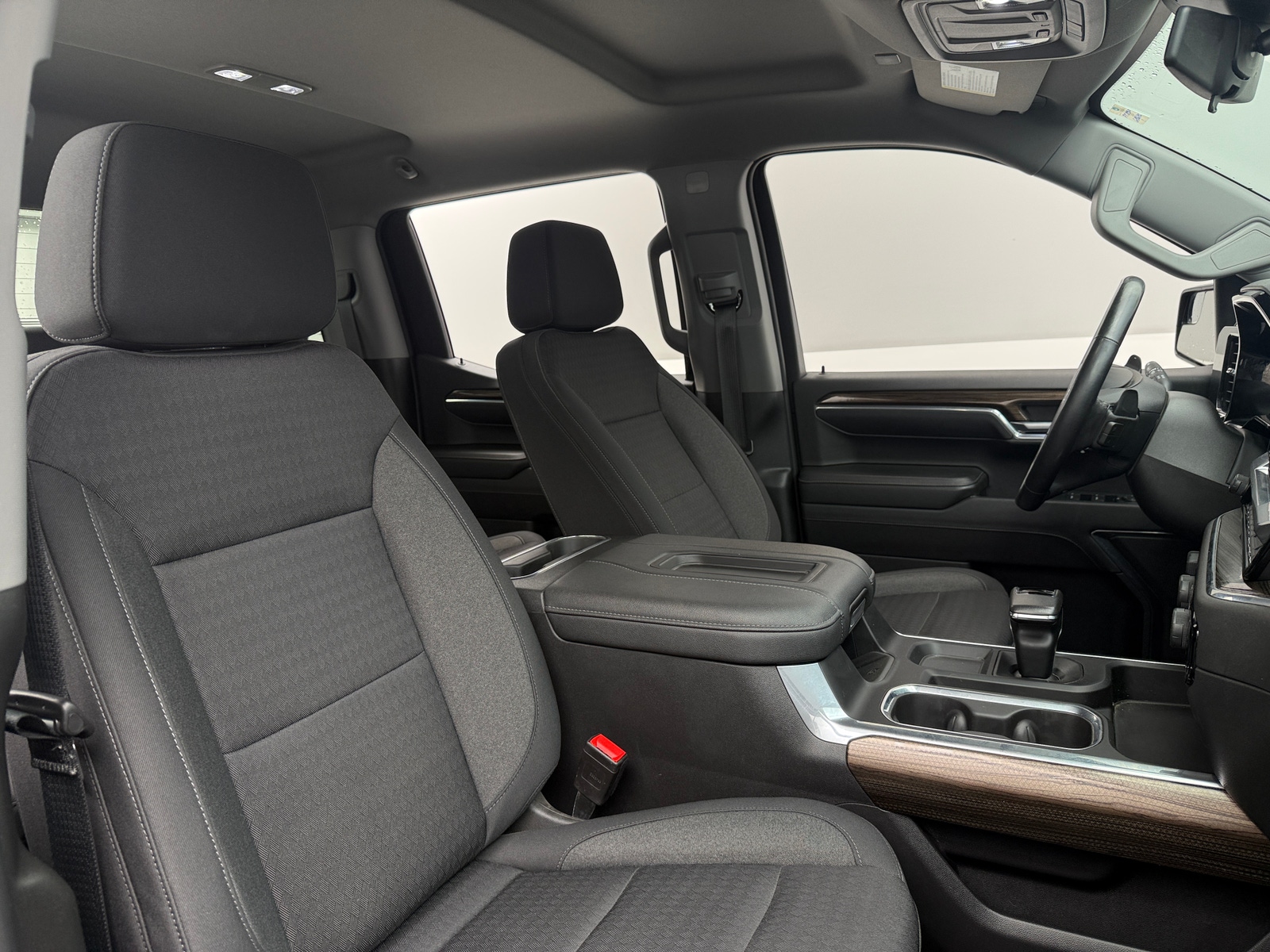 Thumbnail: 2022 Chevrolet Silverado 1500 - 2