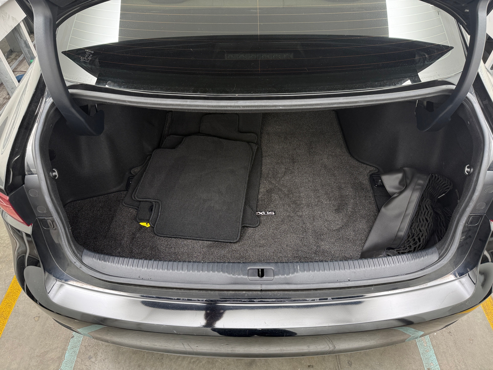 Thumbnail: 2016 Lexus IS - 6