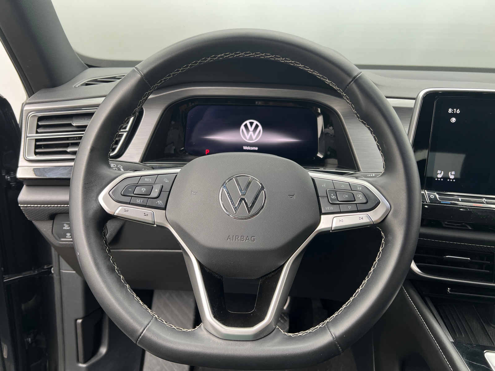 Thumbnail: 2025 Volkswagen Atlas - 4