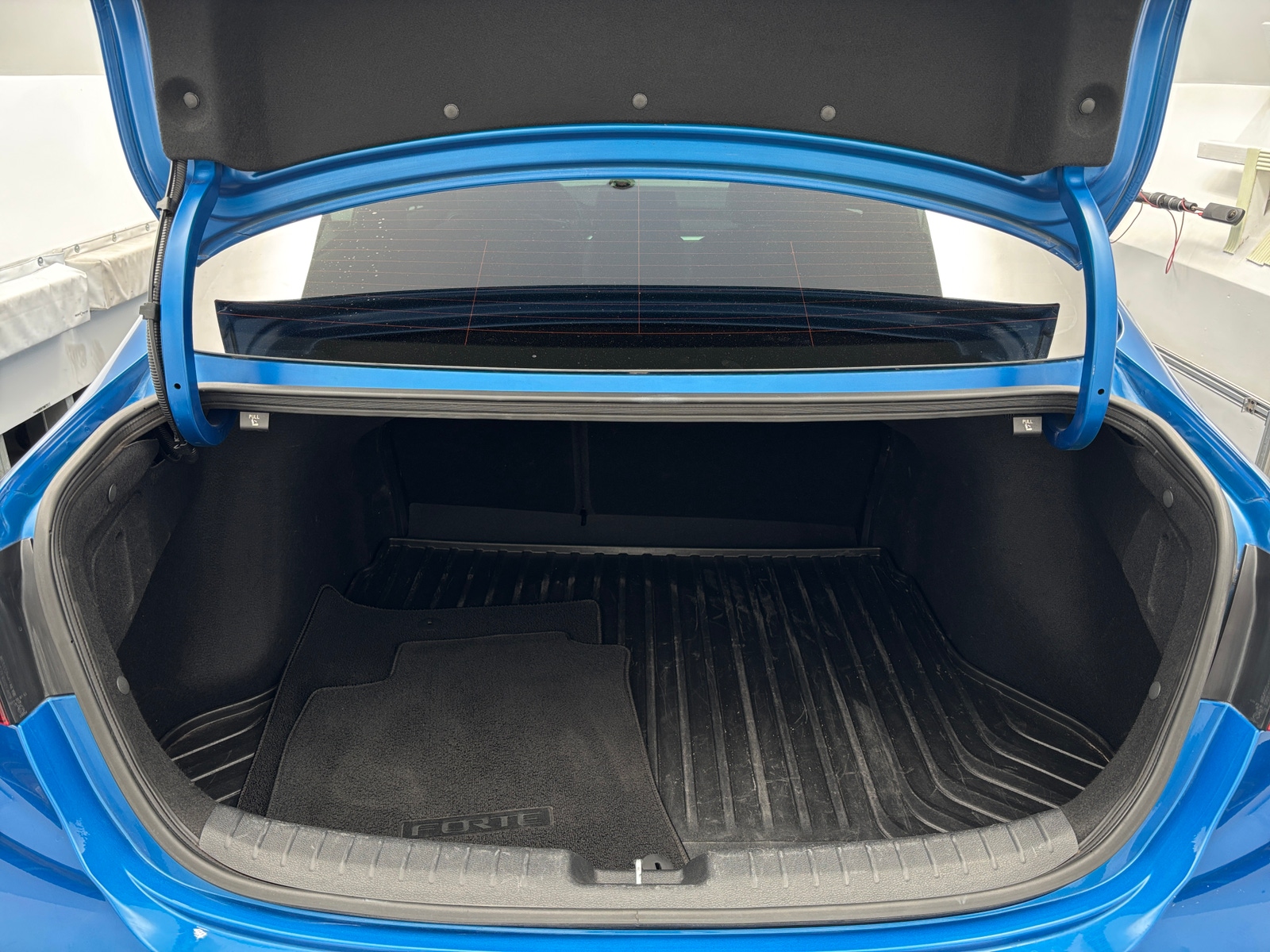 Thumbnail: 2022 Kia Forte - 7