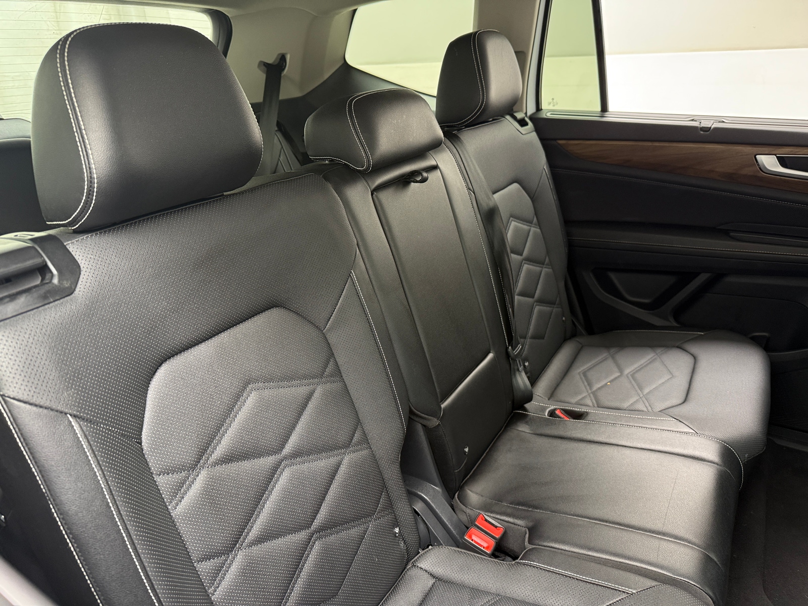 Thumbnail: 2025 Volkswagen Atlas - 5