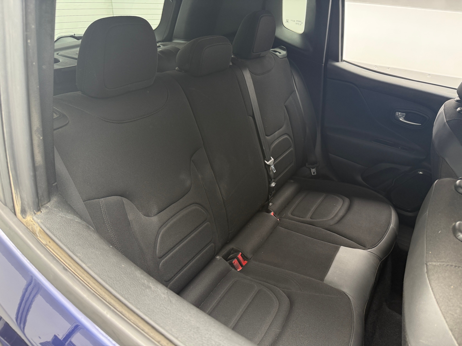 Thumbnail: 2017 Jeep Renegade - 6