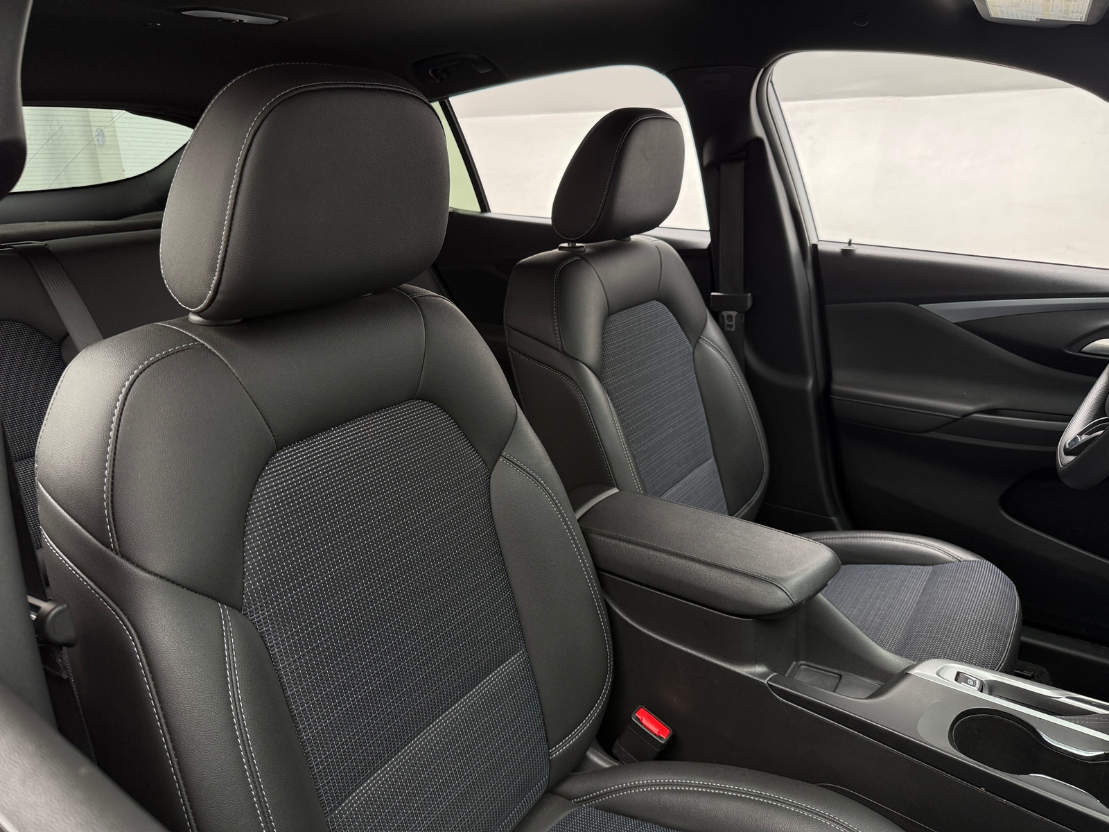 Thumbnail: 2025 Buick Envista - 2