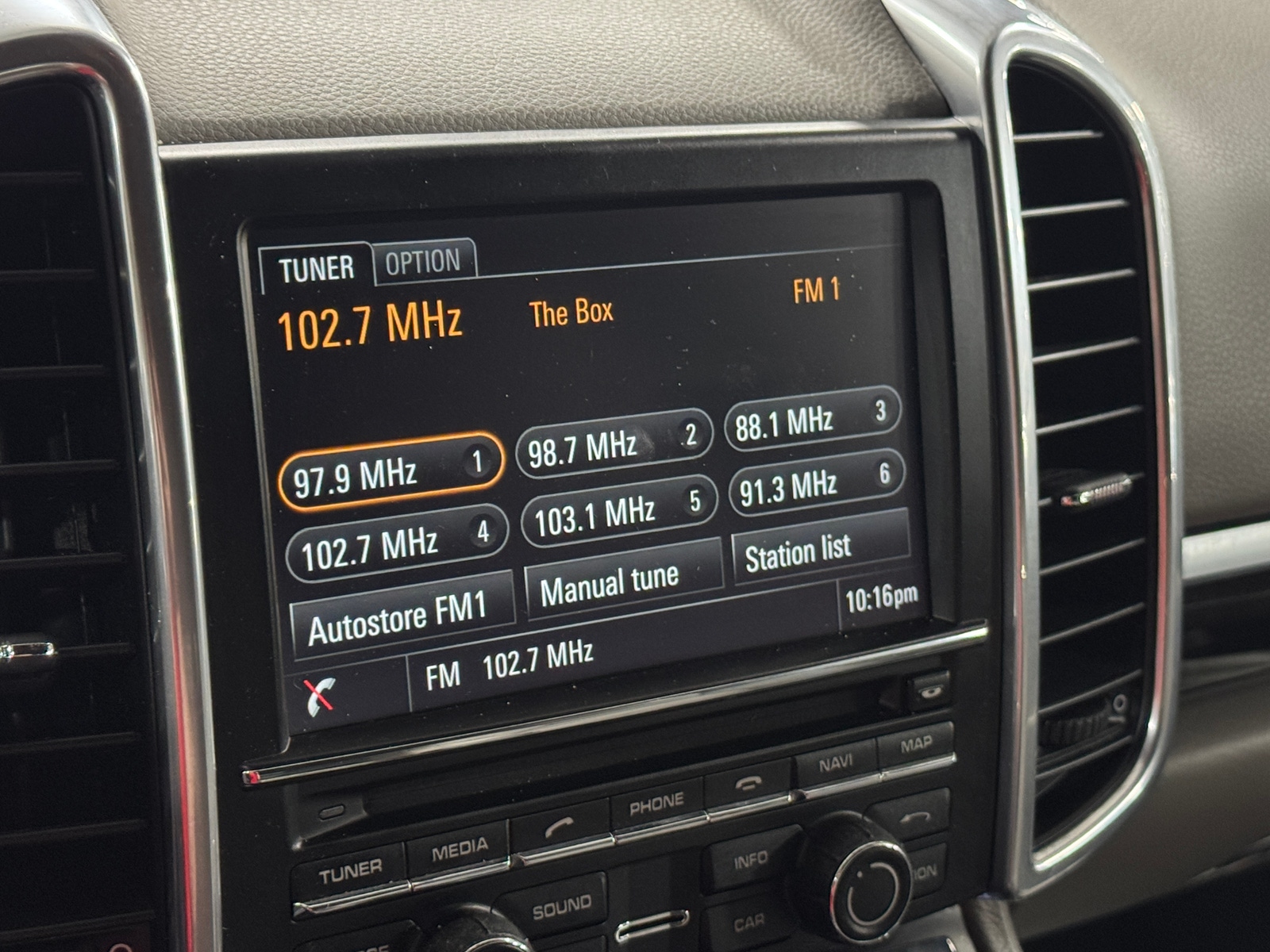 Thumbnail: 2013 Porsche Cayenne - 3