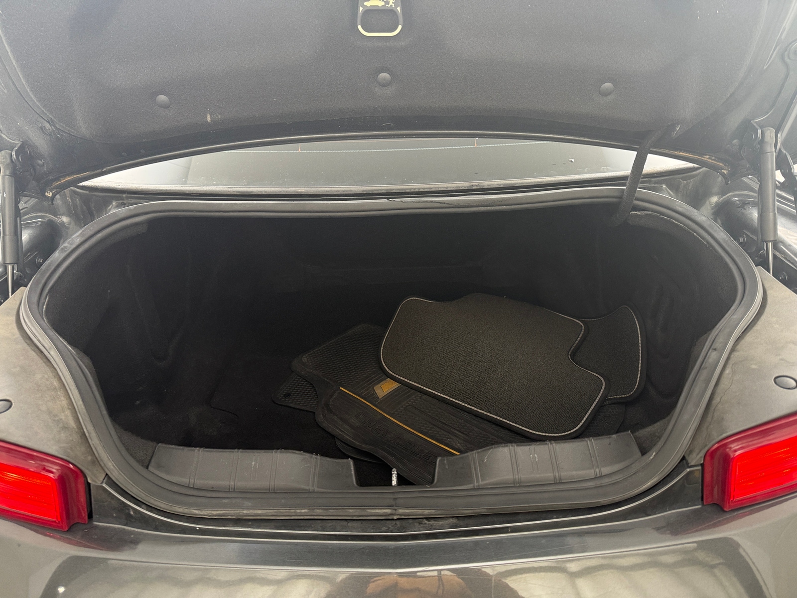 Thumbnail: 2018 Chevrolet Camaro - 5