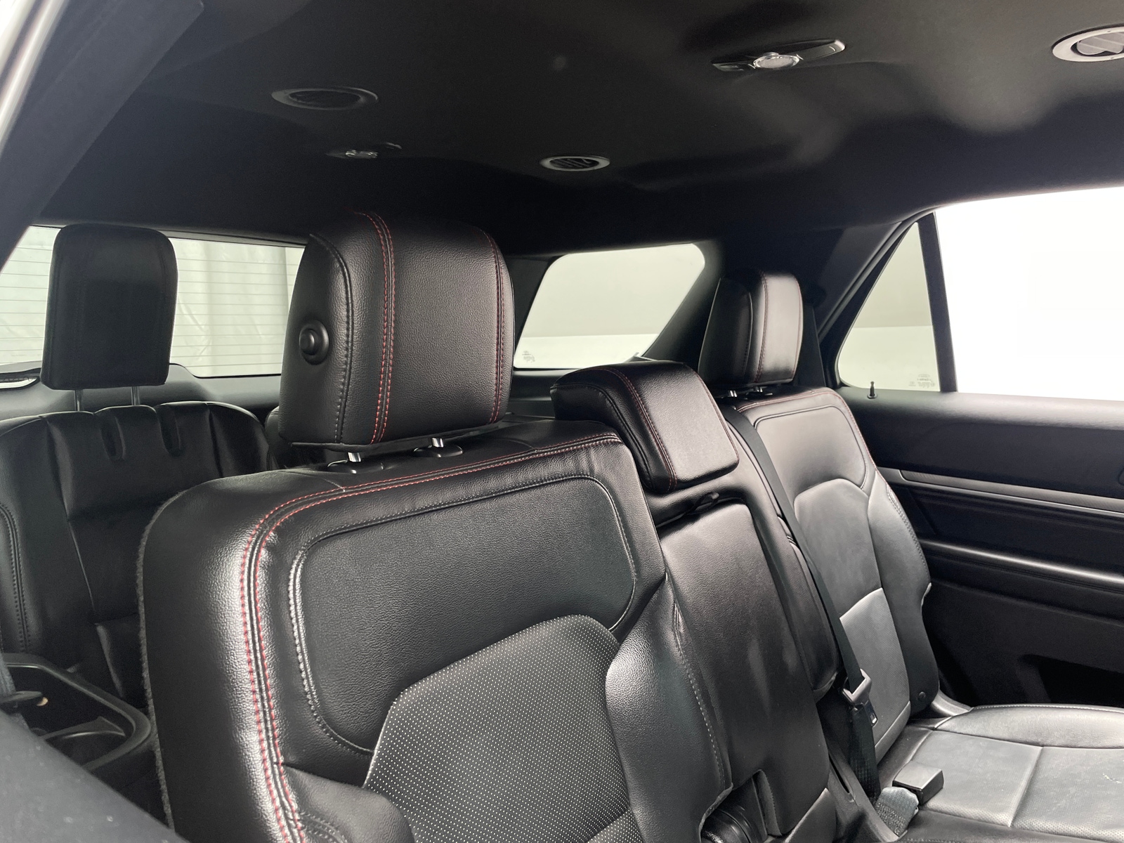 Thumbnail: 2016 Ford Explorer - 5