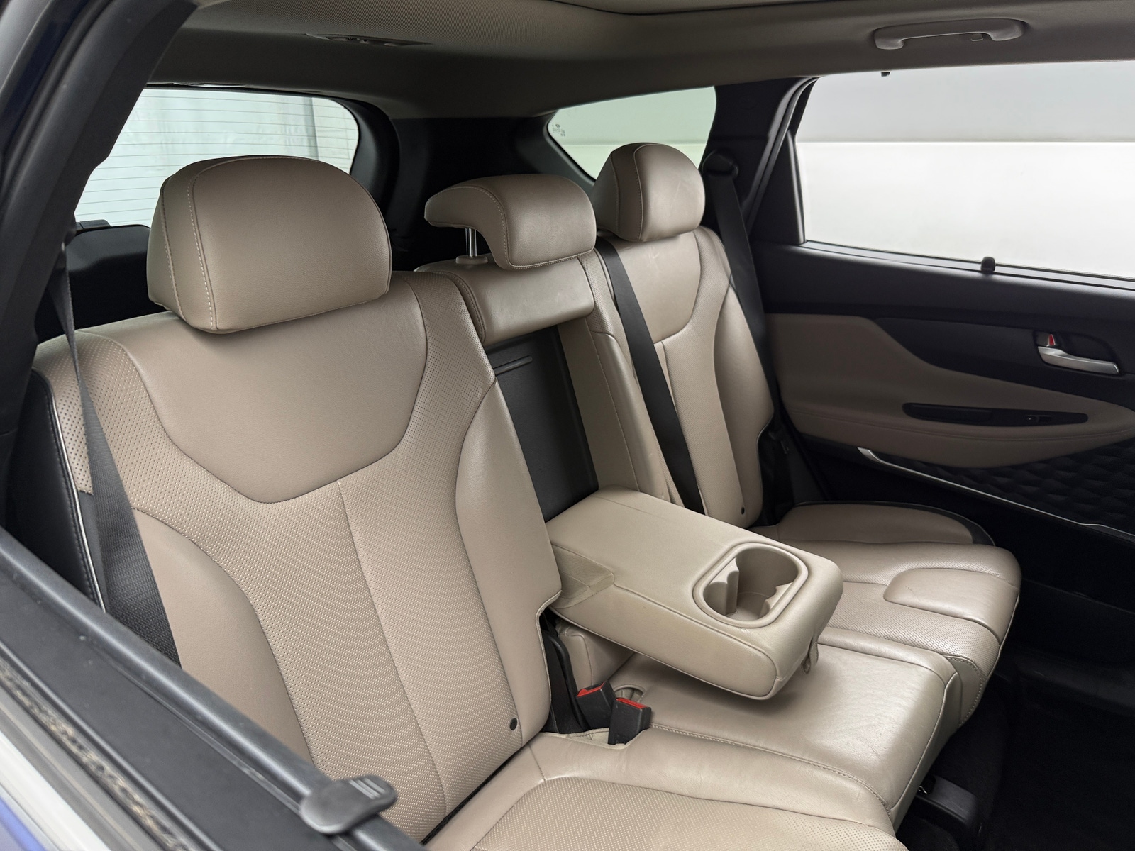 Thumbnail: 2021 Hyundai Santa Fe - 6