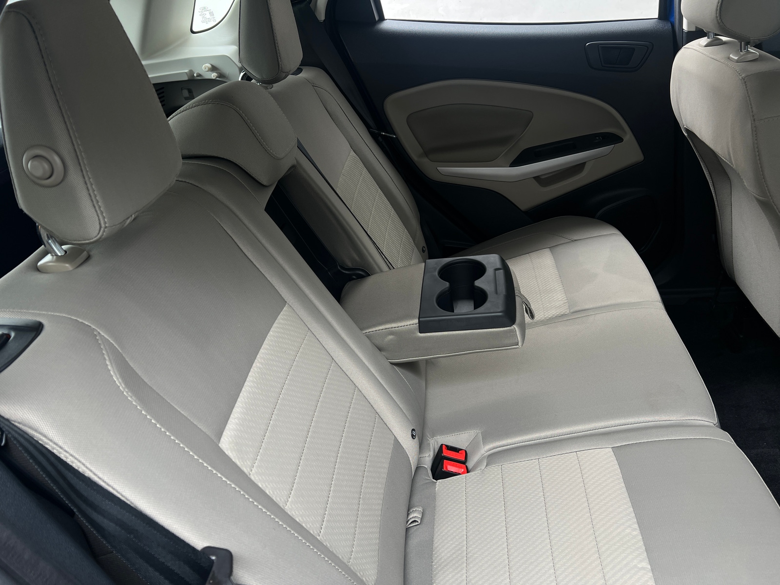 Thumbnail: 2021 Ford EcoSport - 6