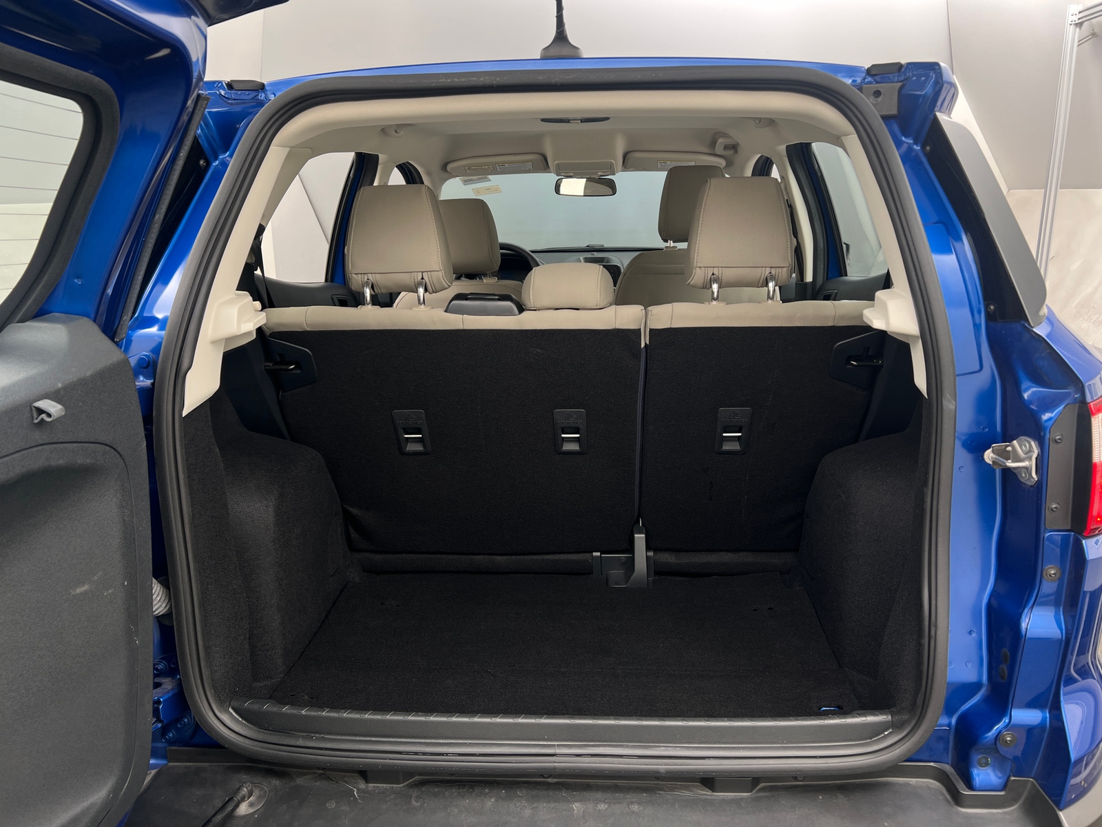 Thumbnail: 2021 Ford EcoSport - 7