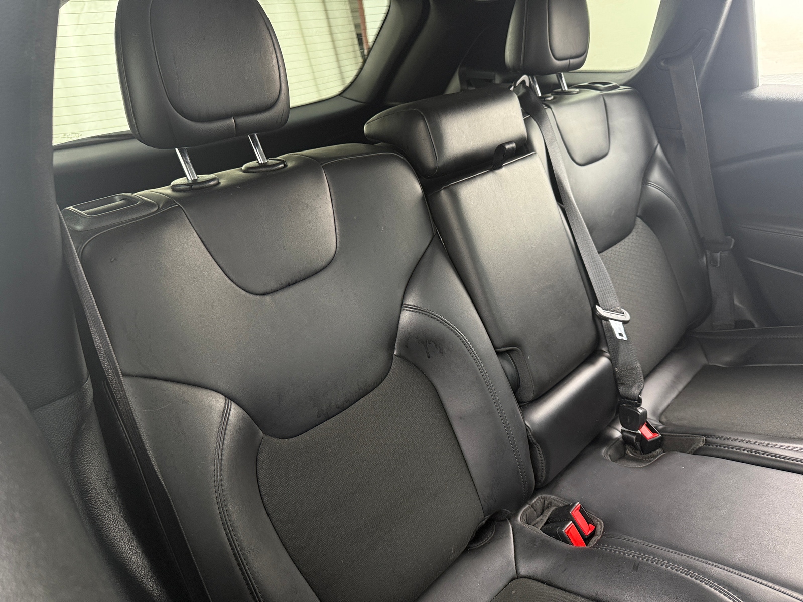 Thumbnail: 2020 Jeep Cherokee - 6