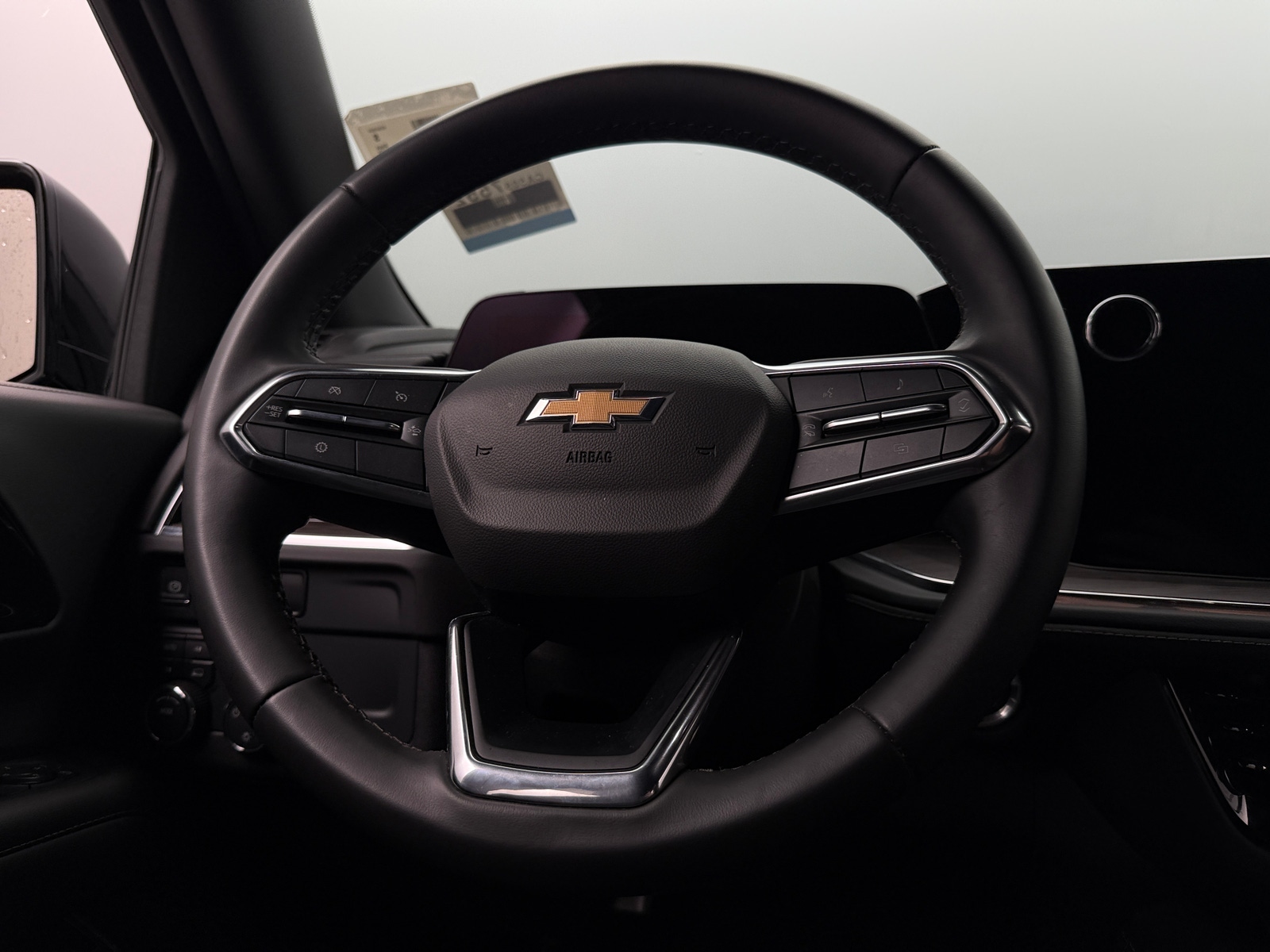 Thumbnail: 2025 Chevrolet Tahoe - 4