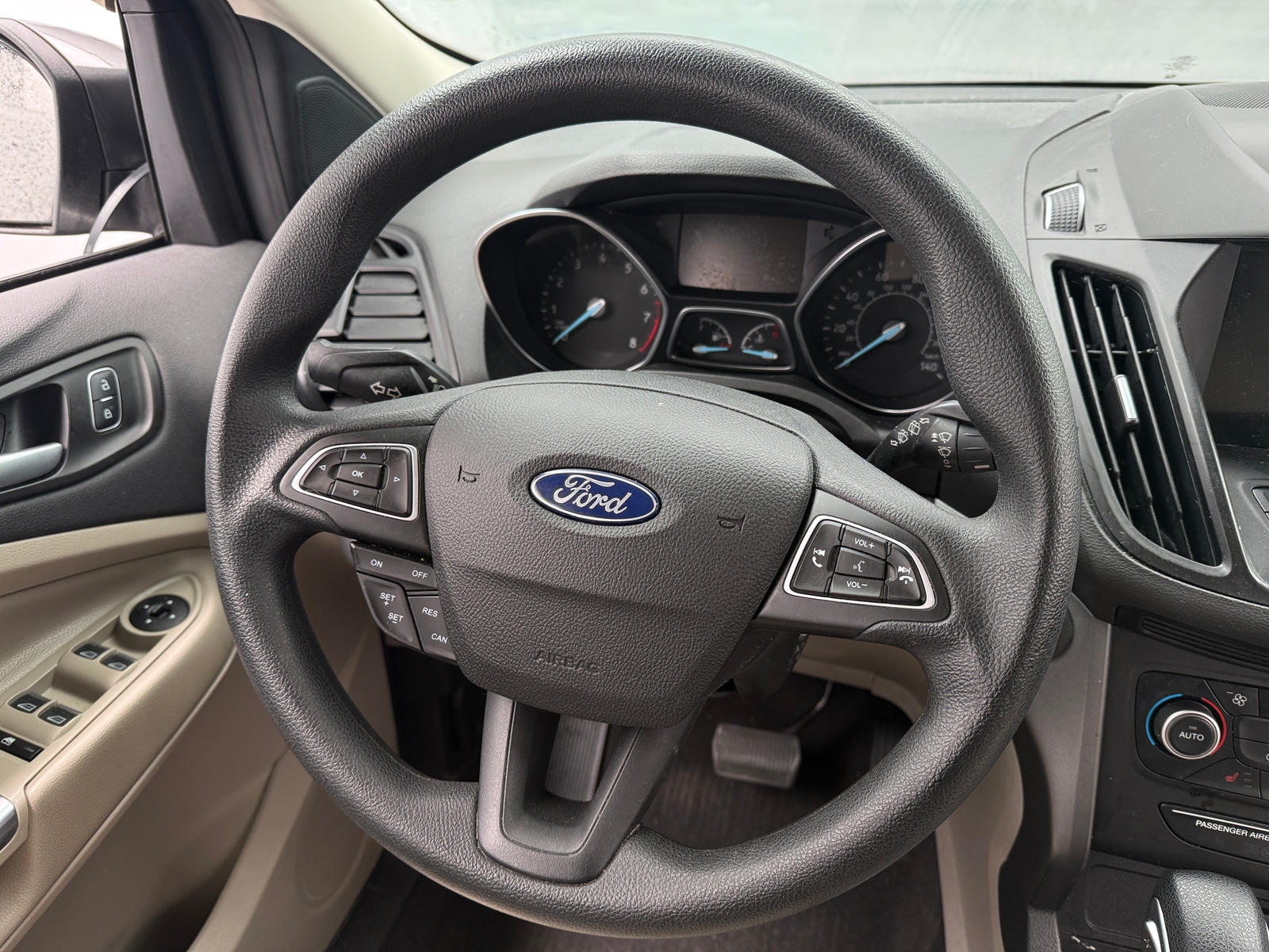 Thumbnail: 2019 Ford Escape - 5