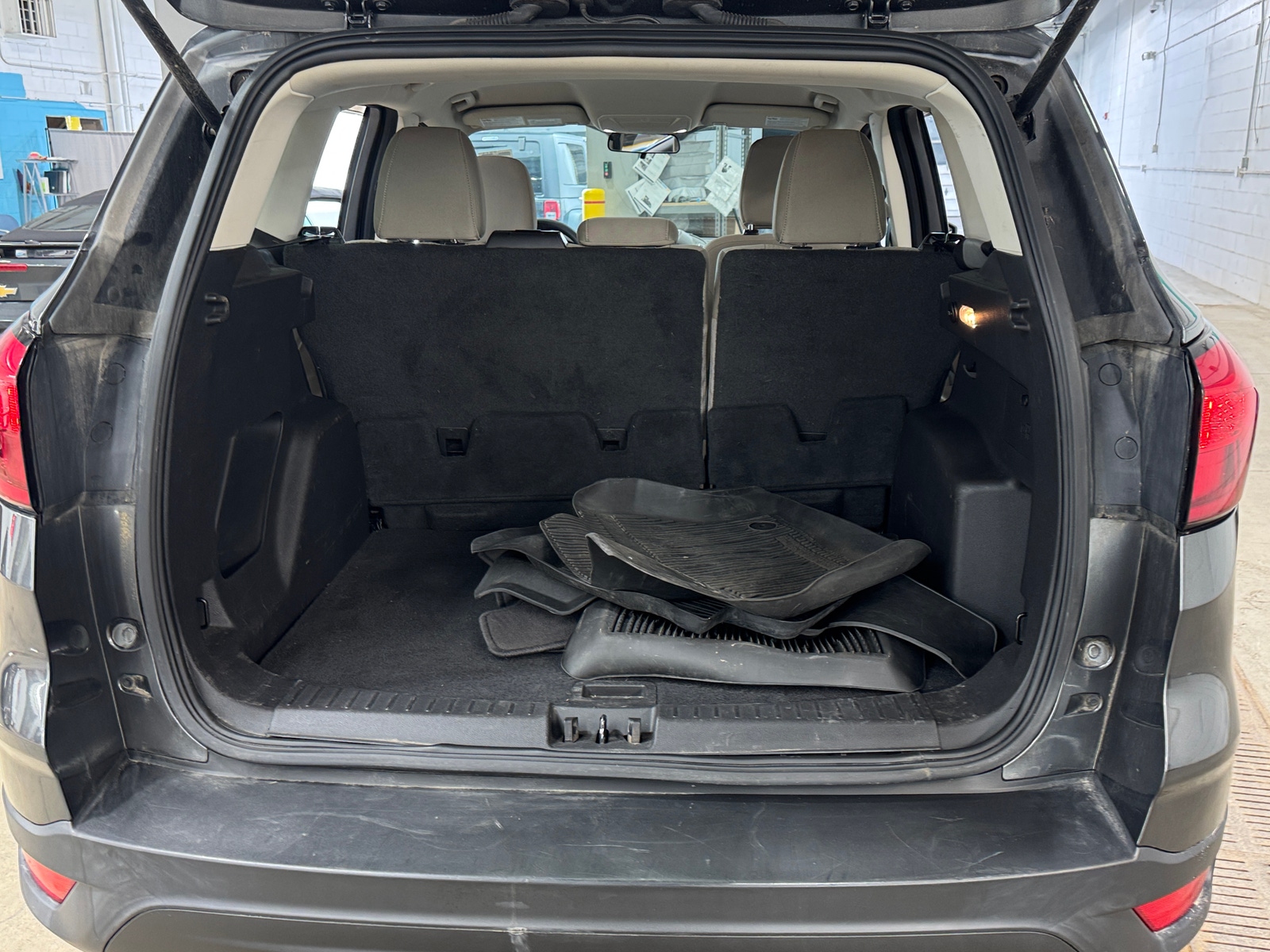 Thumbnail: 2019 Ford Escape - 7