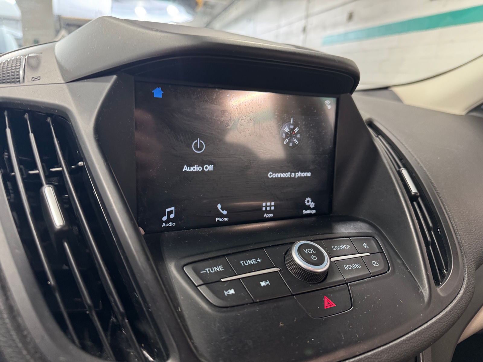 Thumbnail: 2019 Ford Escape - 4