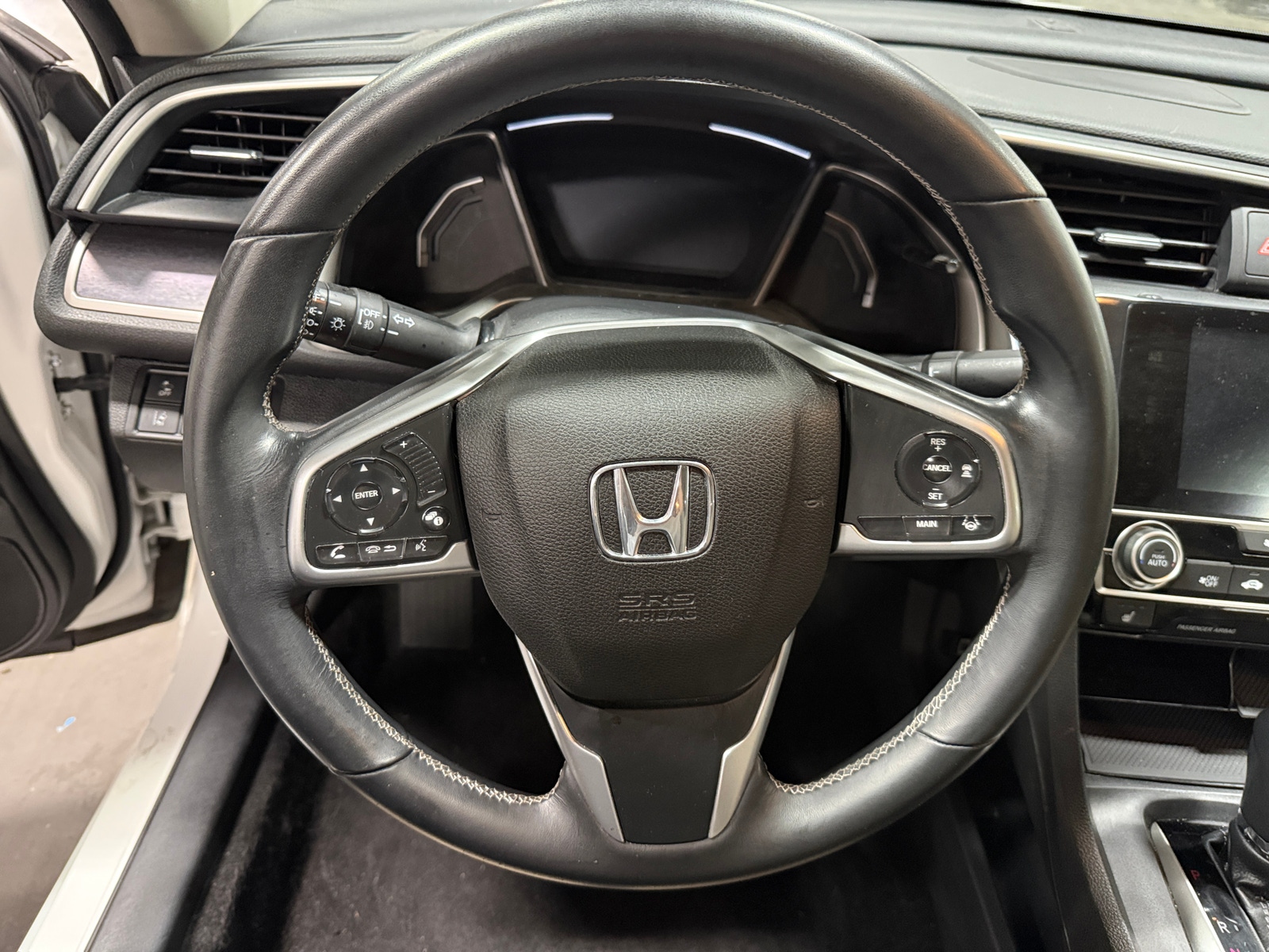 Thumbnail: 2017 Honda Civic - 4