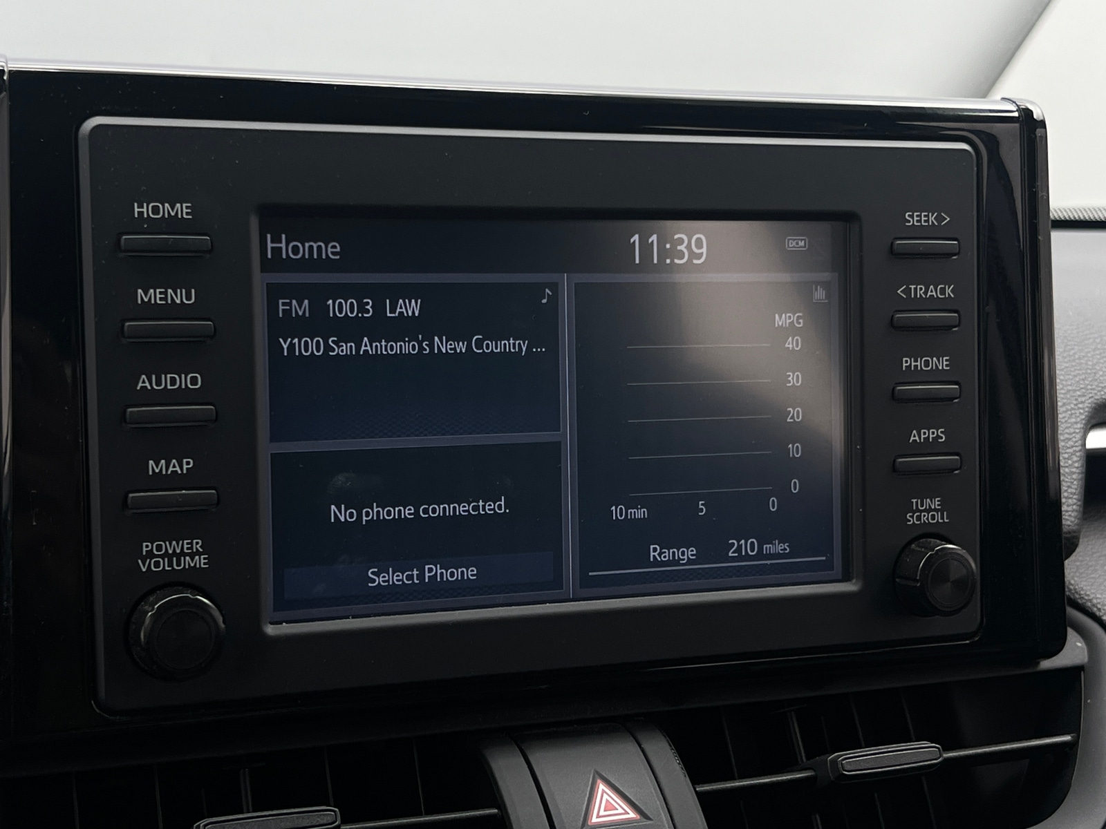 Thumbnail: 2019 Toyota RAV4 - 4