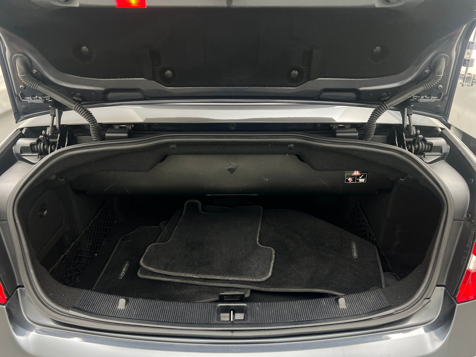 Thumbnail: 2013 Mercedes-Benz E-Class - 6